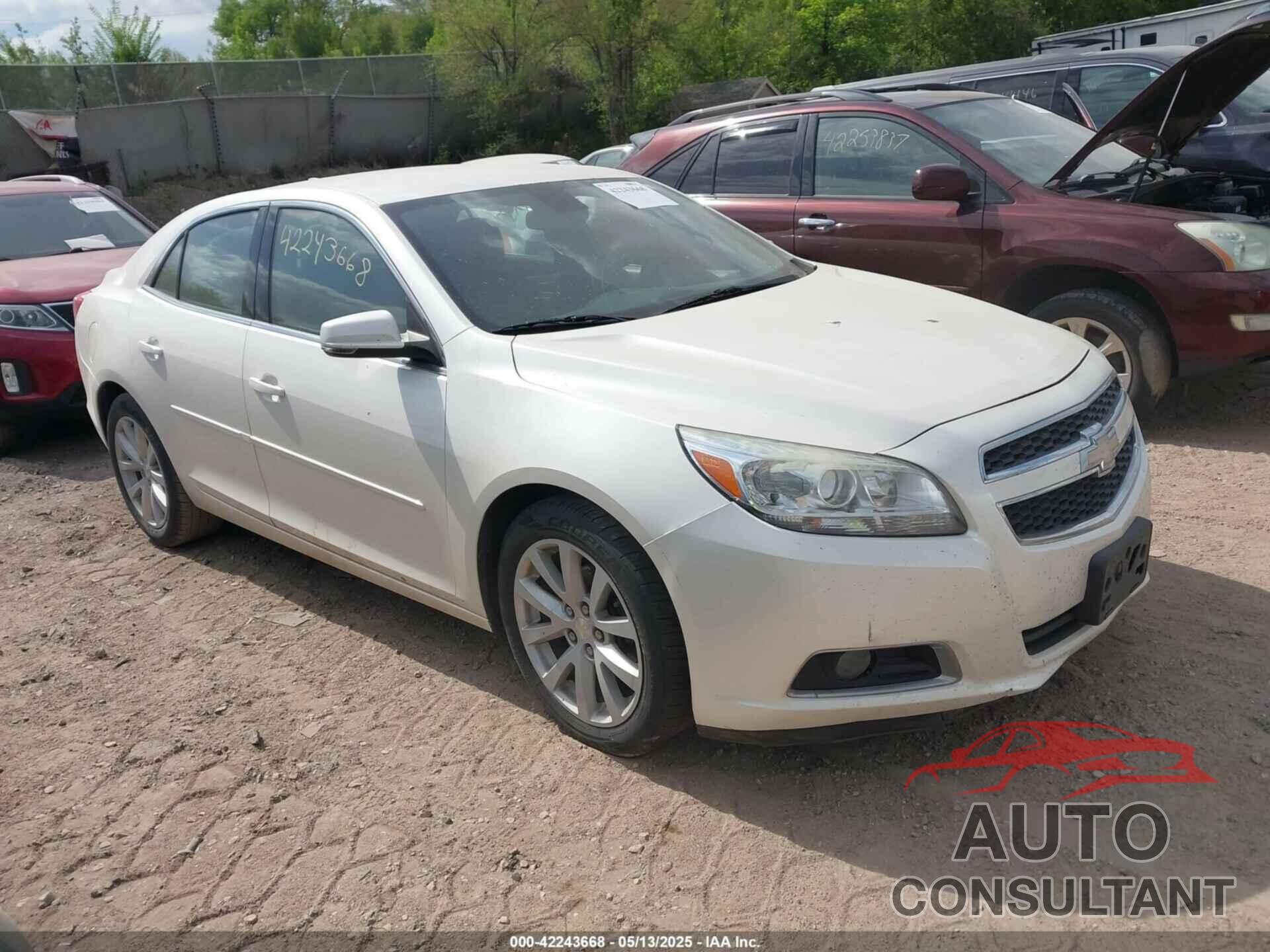 CHEVROLET MALIBU 2013 - 1G11E5SA7DF241008