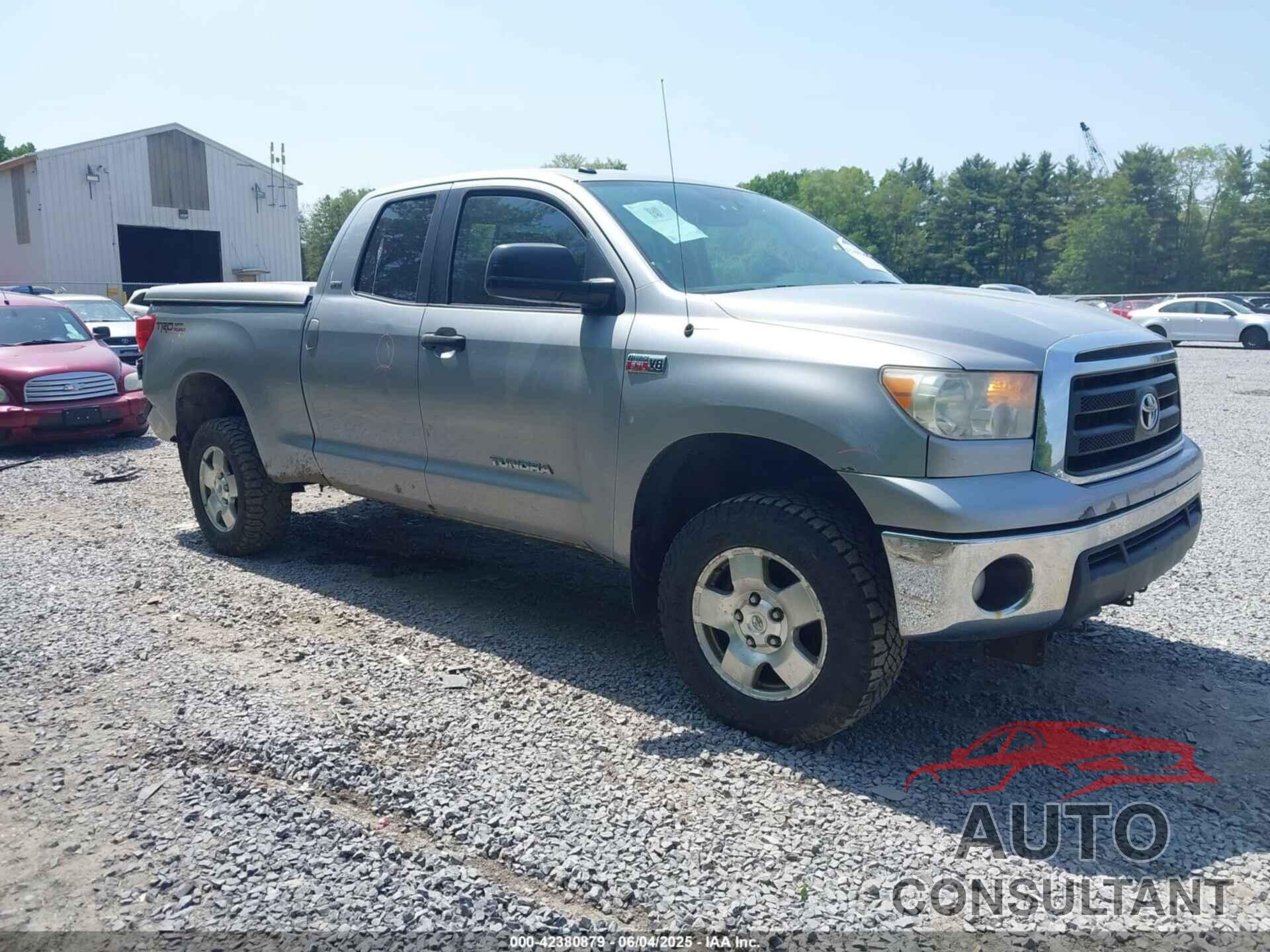 TOYOTA TUNDRA 2011 - 5TFUY5F16BX191327
