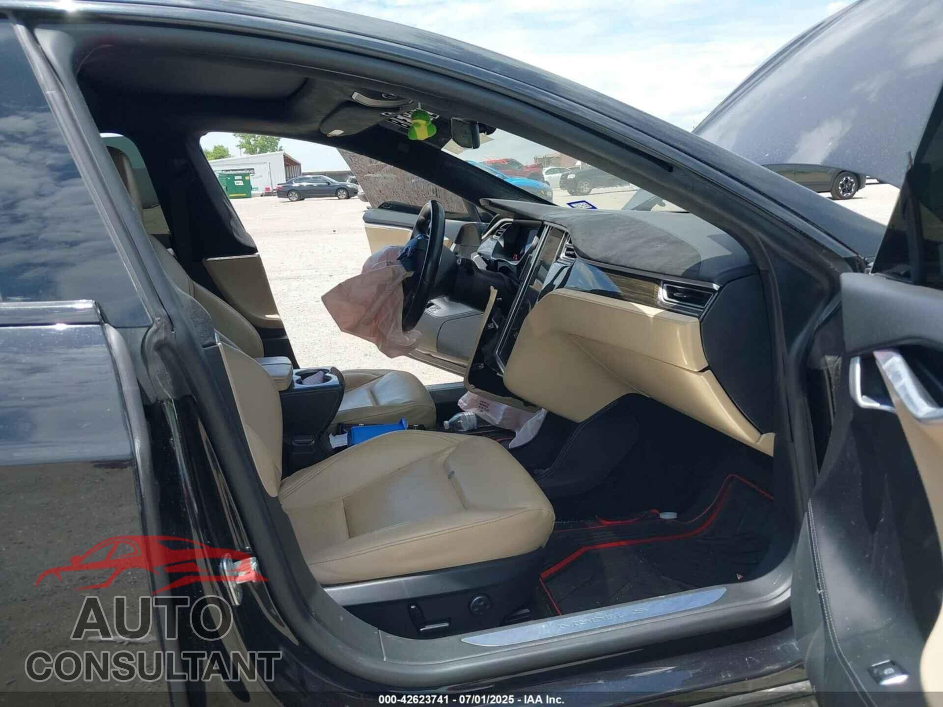 TESLA MODEL S 2016 - 5YJSA1E41GF120232