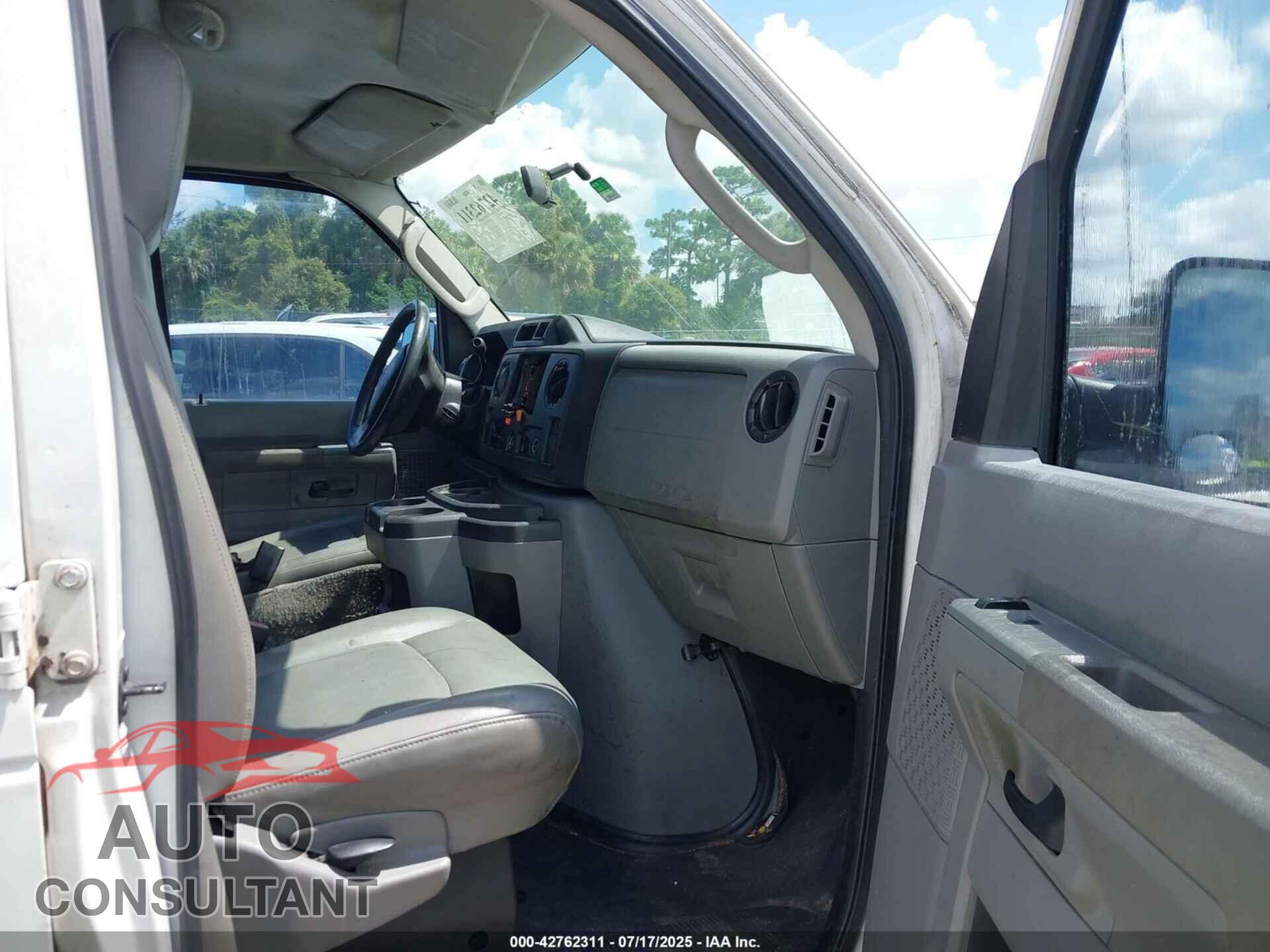 FORD E-150 2009 - 1FTNE14W89DA51876