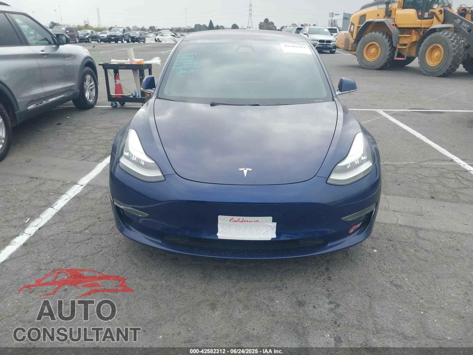 TESLA MODEL 3 2018 - 5YJ3E1EA4JF044608