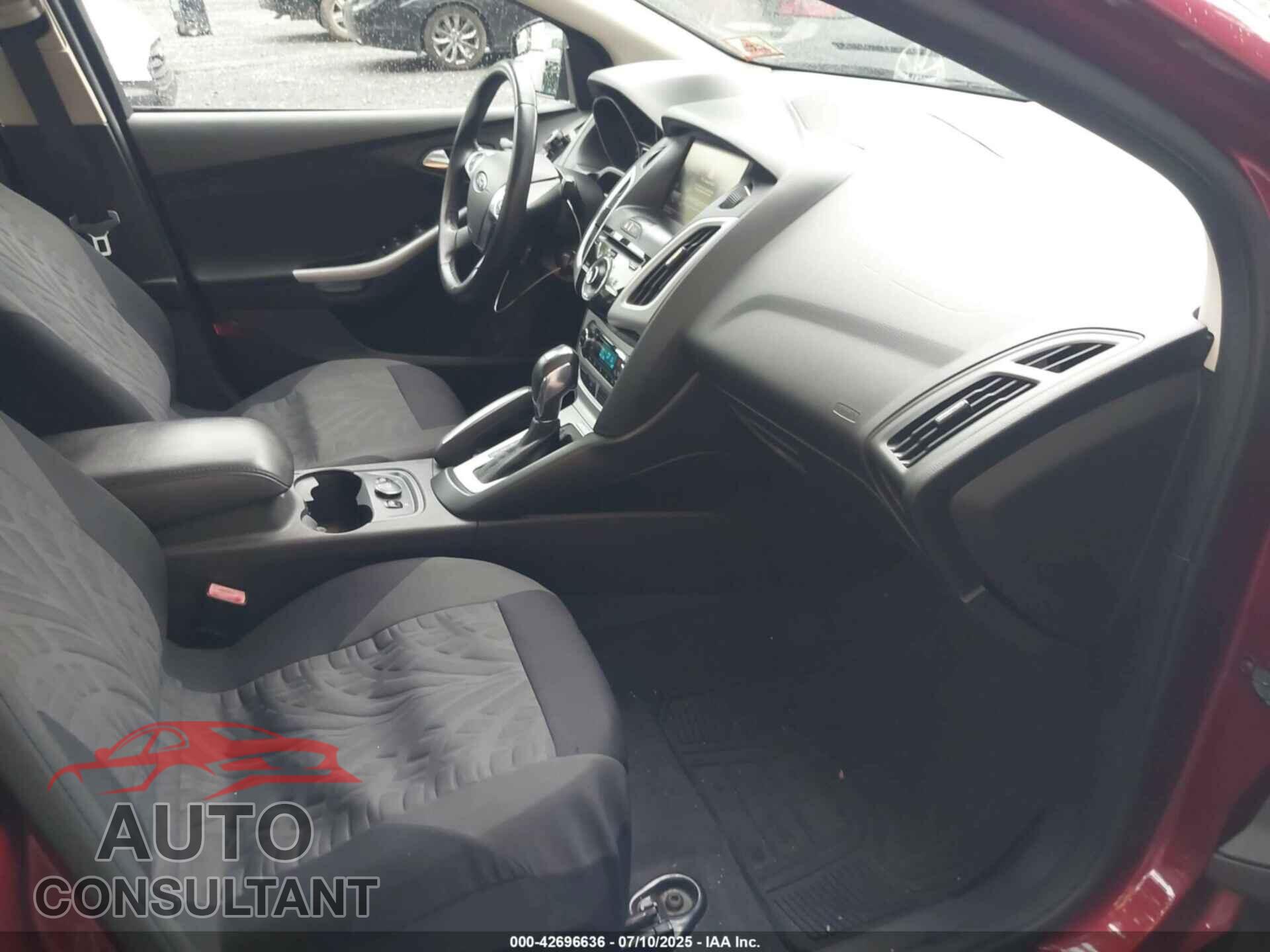 FORD FOCUS 2013 - 1FADP3F23DL203143