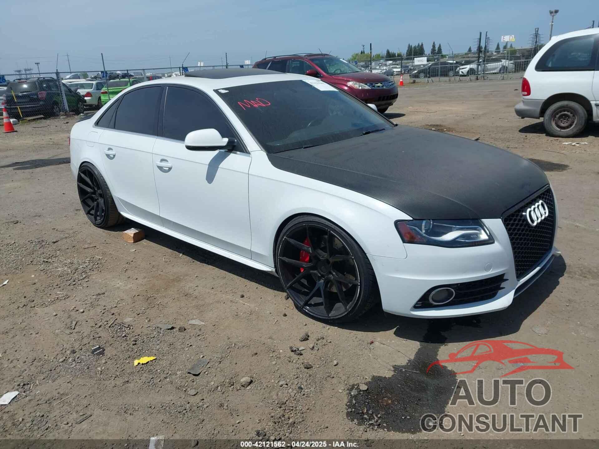 AUDI S4 2012 - WAUBGAFL9CA096217