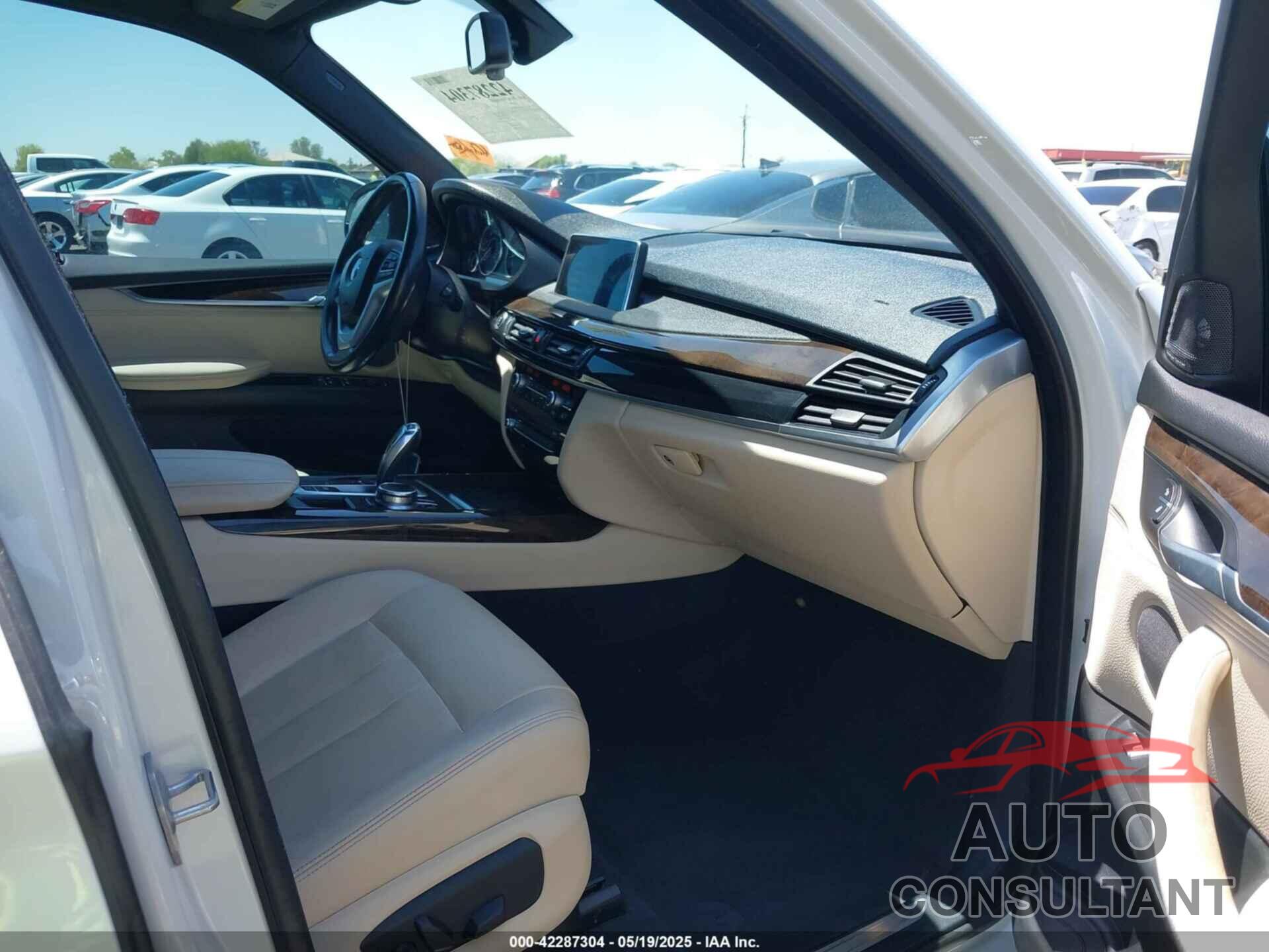 BMW X5 2017 - 5UXKR0C34H0V84238