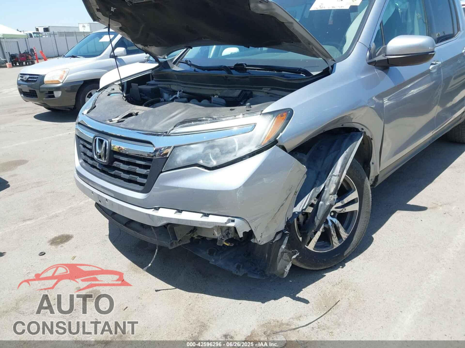 HONDA RIDGELINE 2017 - 5FPYK3F42HB017461