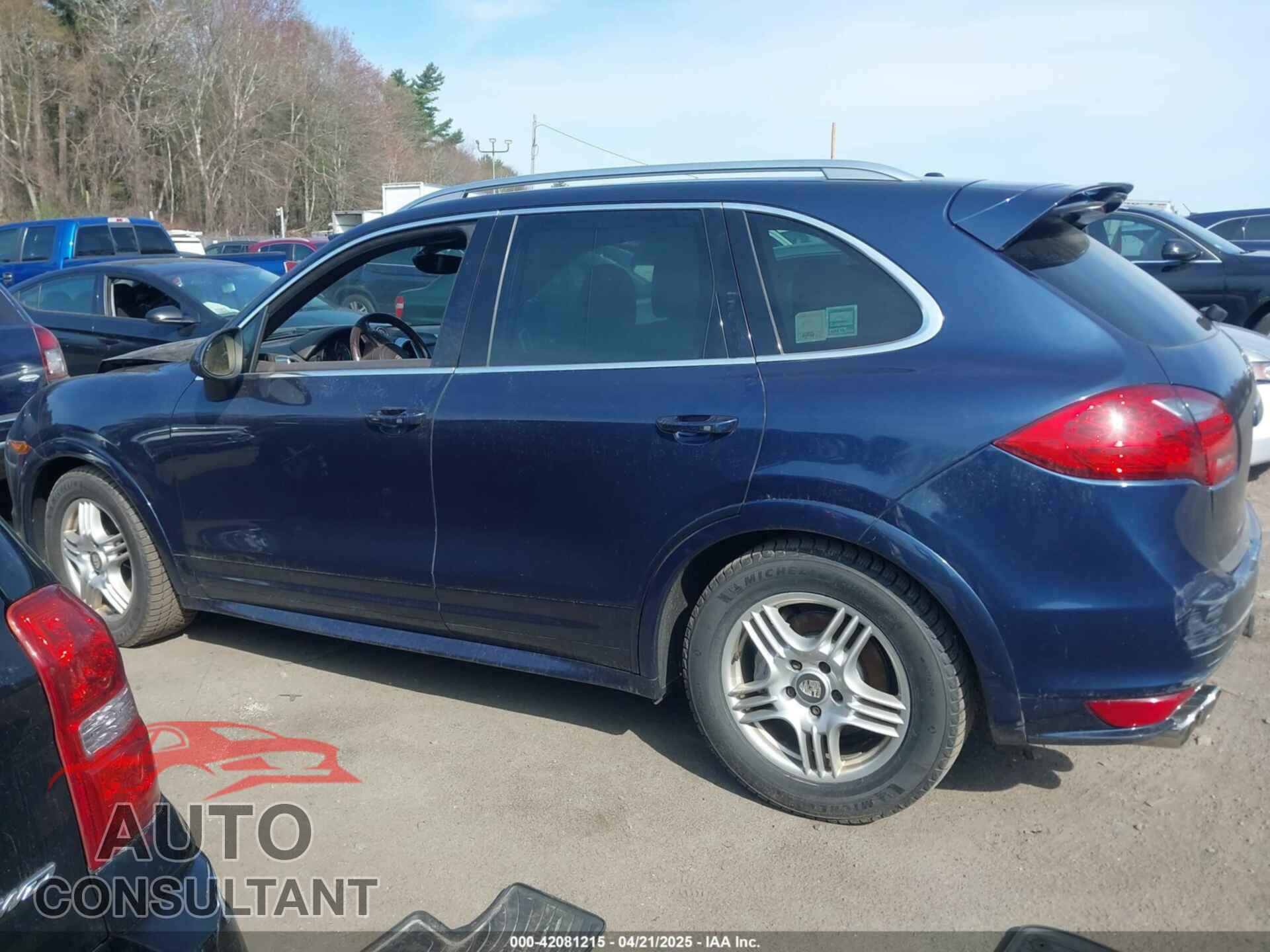 PORSCHE CAYENNE 2012 - WP1AB2A27CLA49899