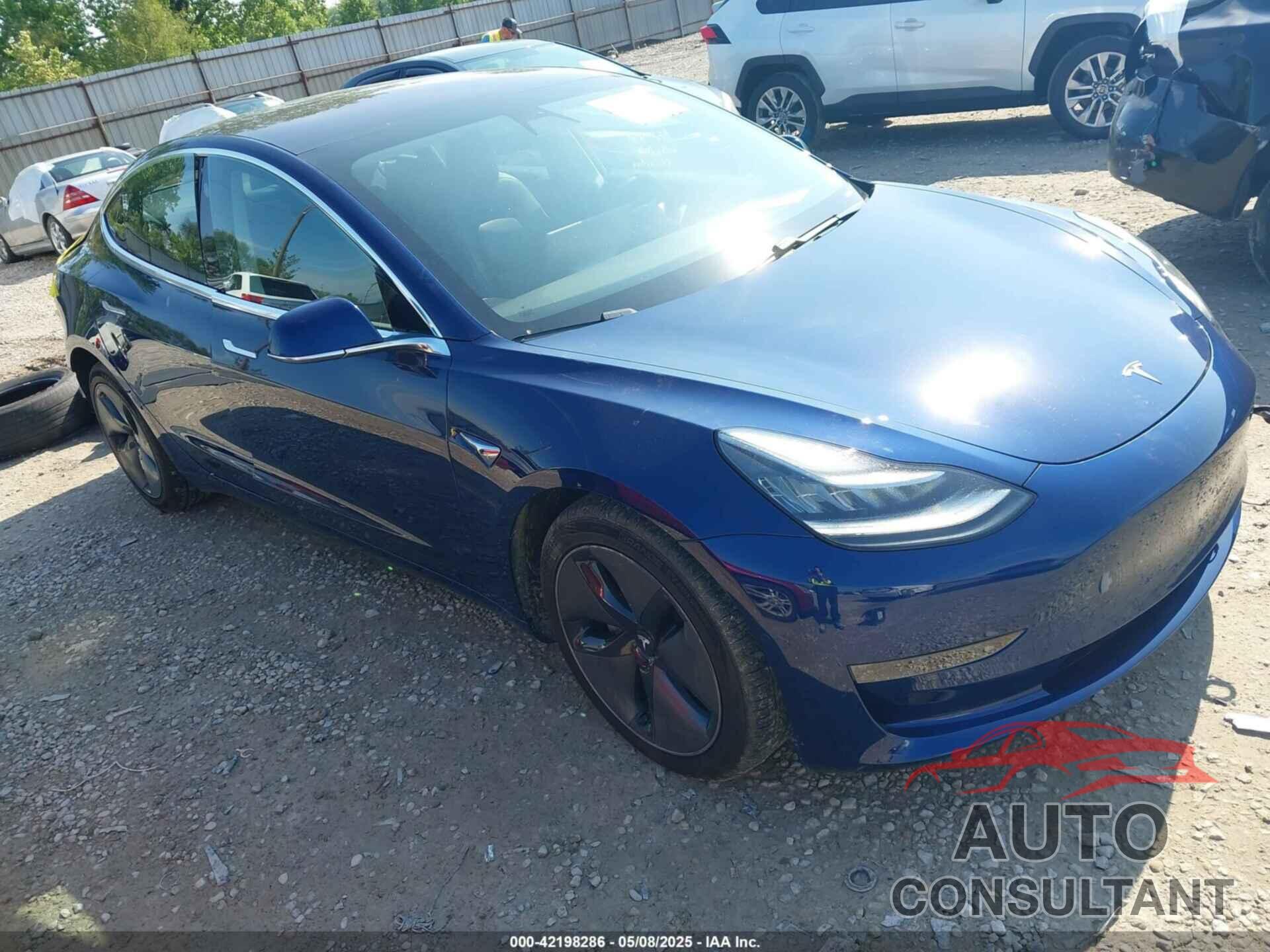 TESLA MODEL 3 2018 - 5YJ3E1EB0JF064945
