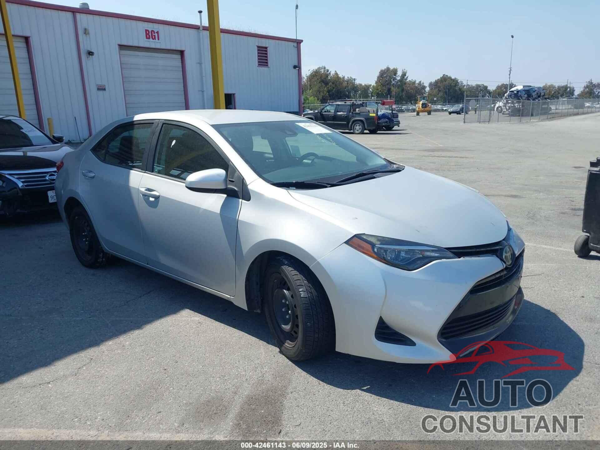 TOYOTA COROLLA 2019 - 5YFBURHE9KP889245