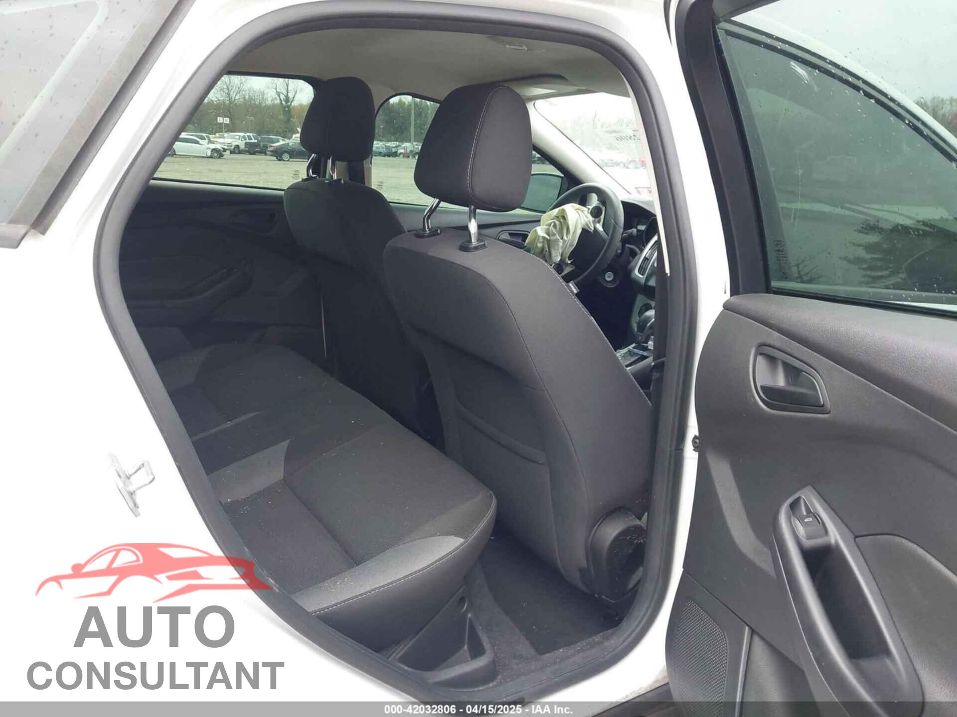 FORD FOCUS 2012 - 1FAHP3F25CL311053