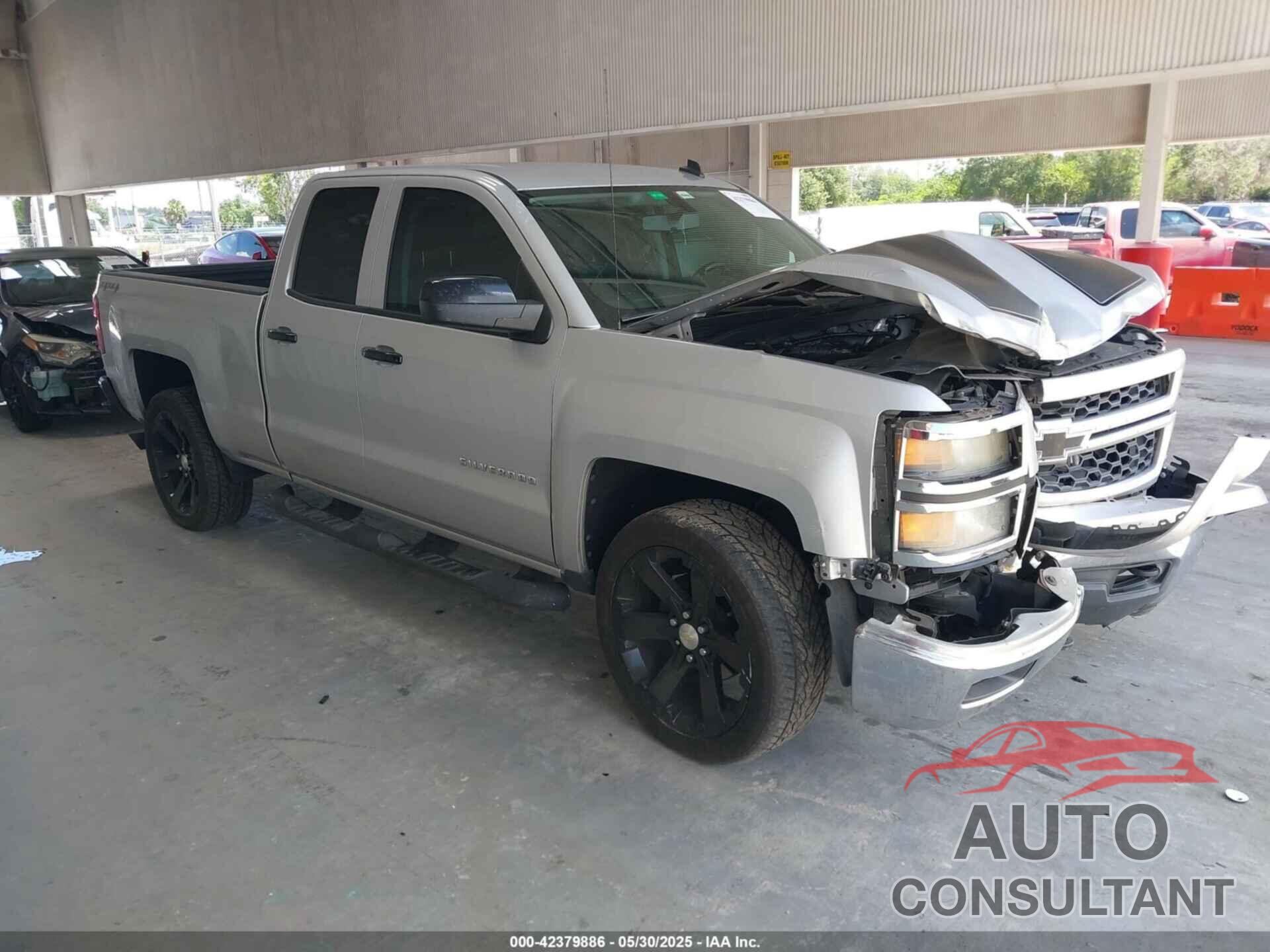 CHEVROLET SILVERADO 1500 2014 - 1GCVKREC6EZ416175