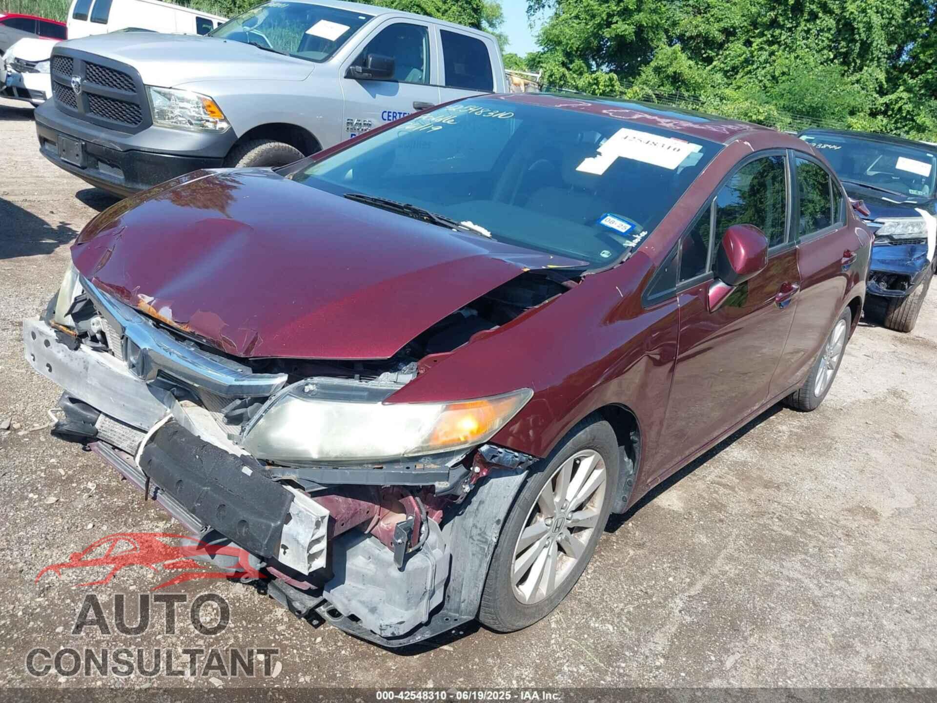 HONDA CIVIC 2012 - 2HGFB2F86CH586198