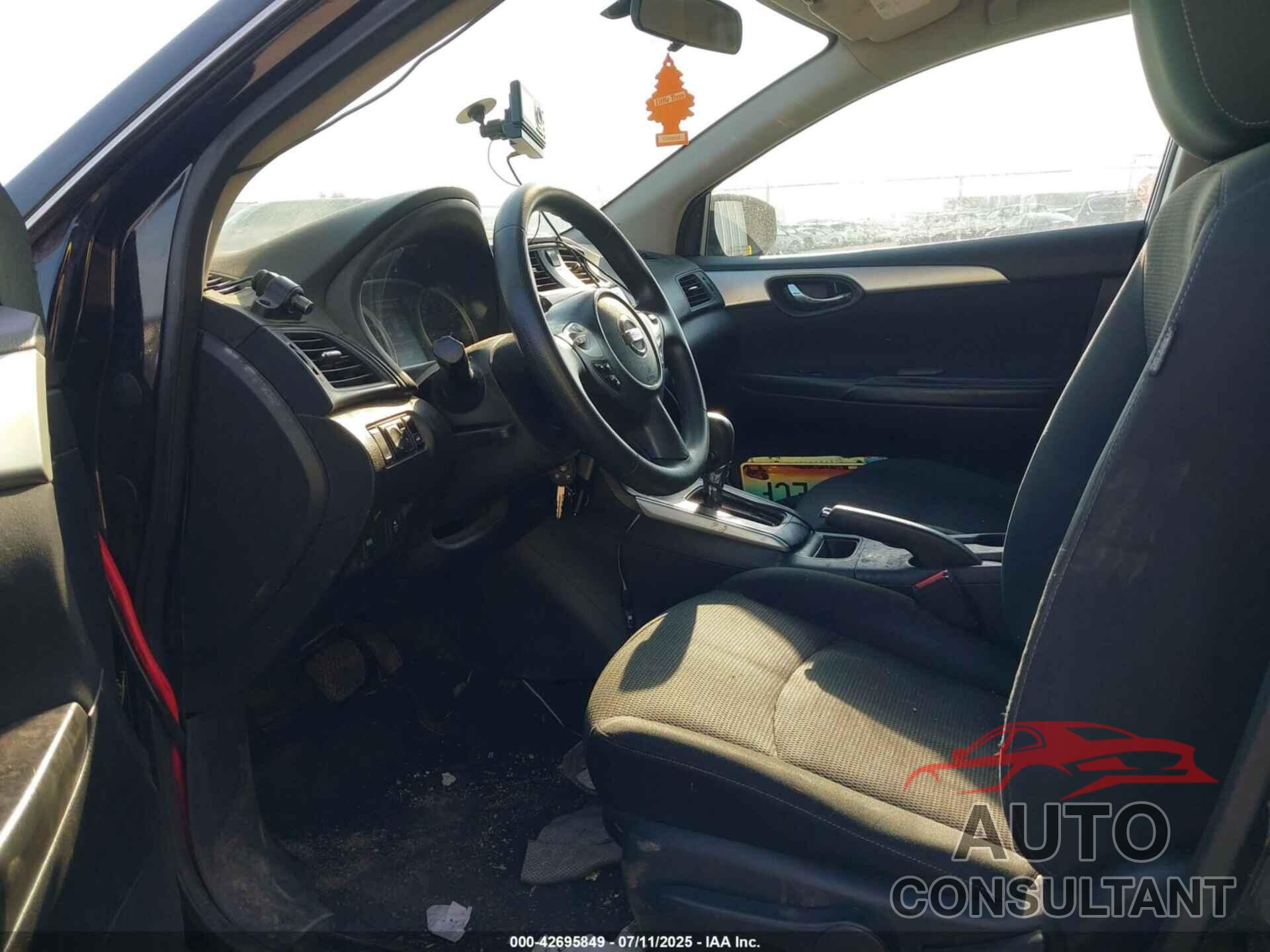 NISSAN SENTRA 2019 - 3N1AB7AP5KY352201