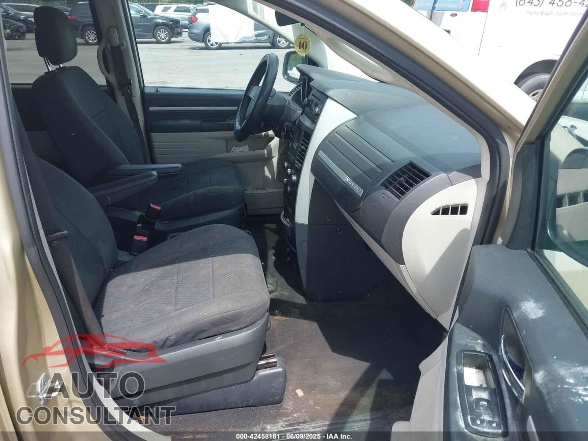 DODGE GRAND CARAVAN 2010 - 2D4RN4DE3AR334975