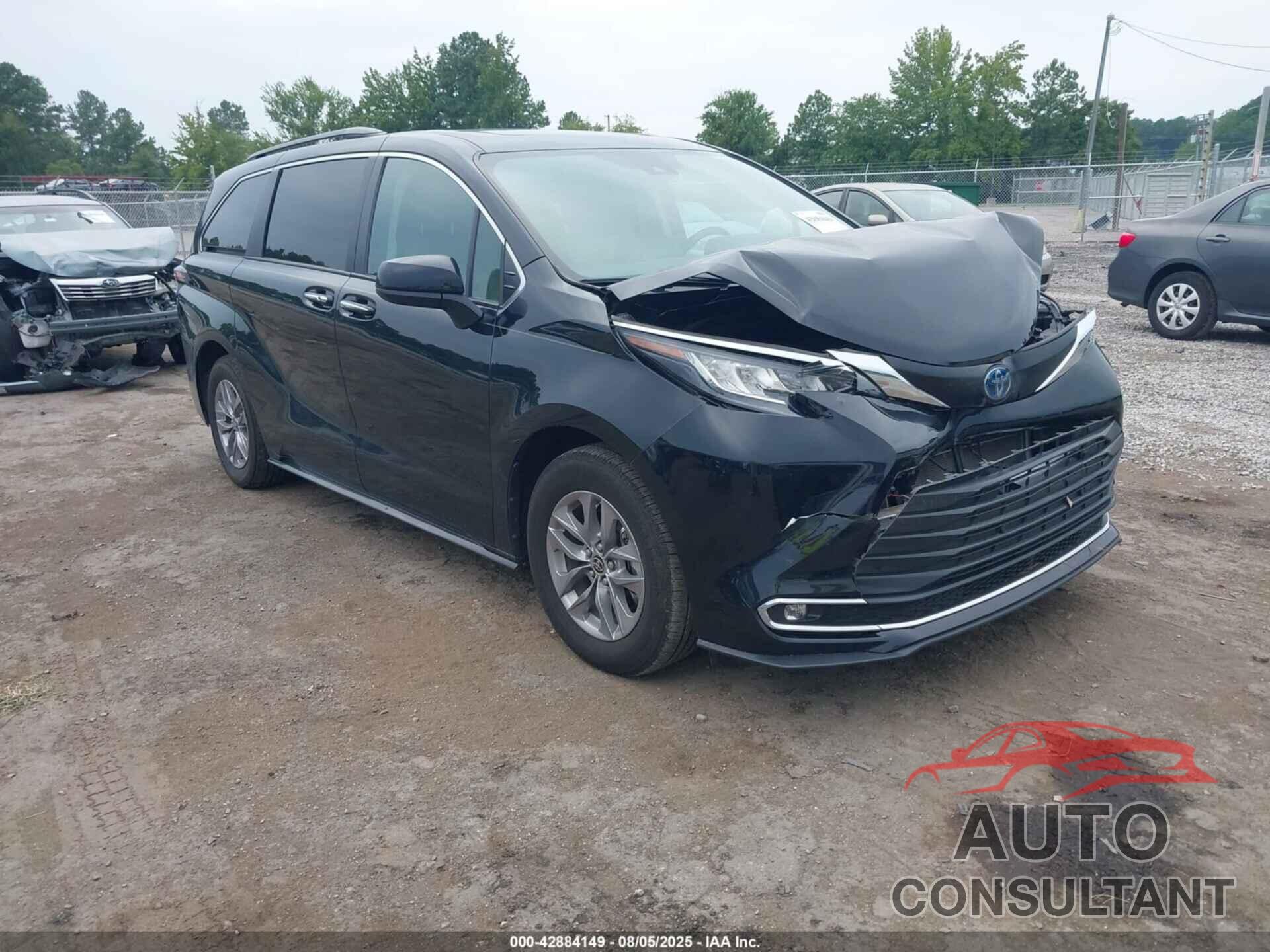 TOYOTA SIENNA 2022 - 5TDYRKEC9NS122402
