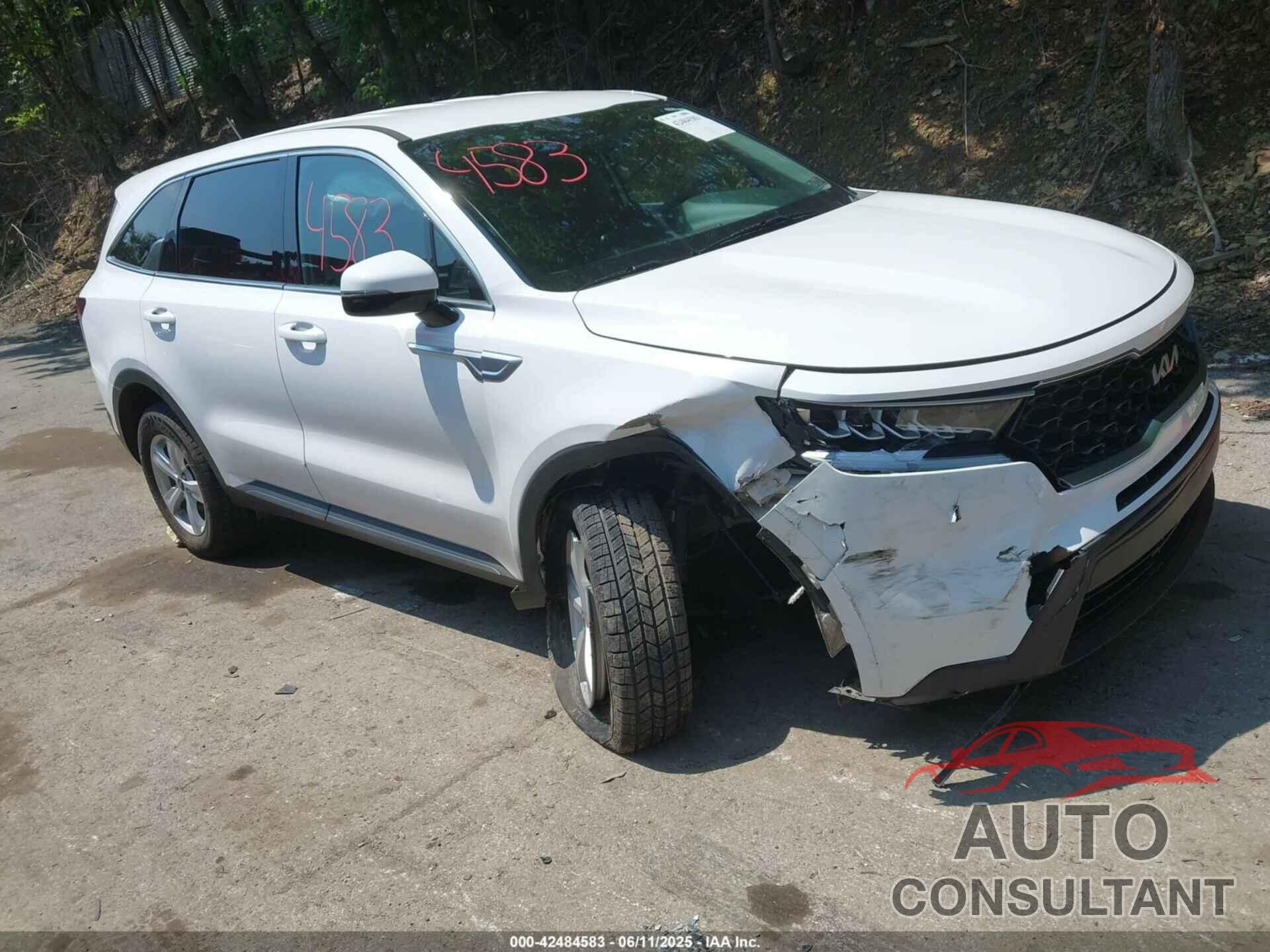 KIA SORENTO 2022 - 5XYRGDLC8NG123157