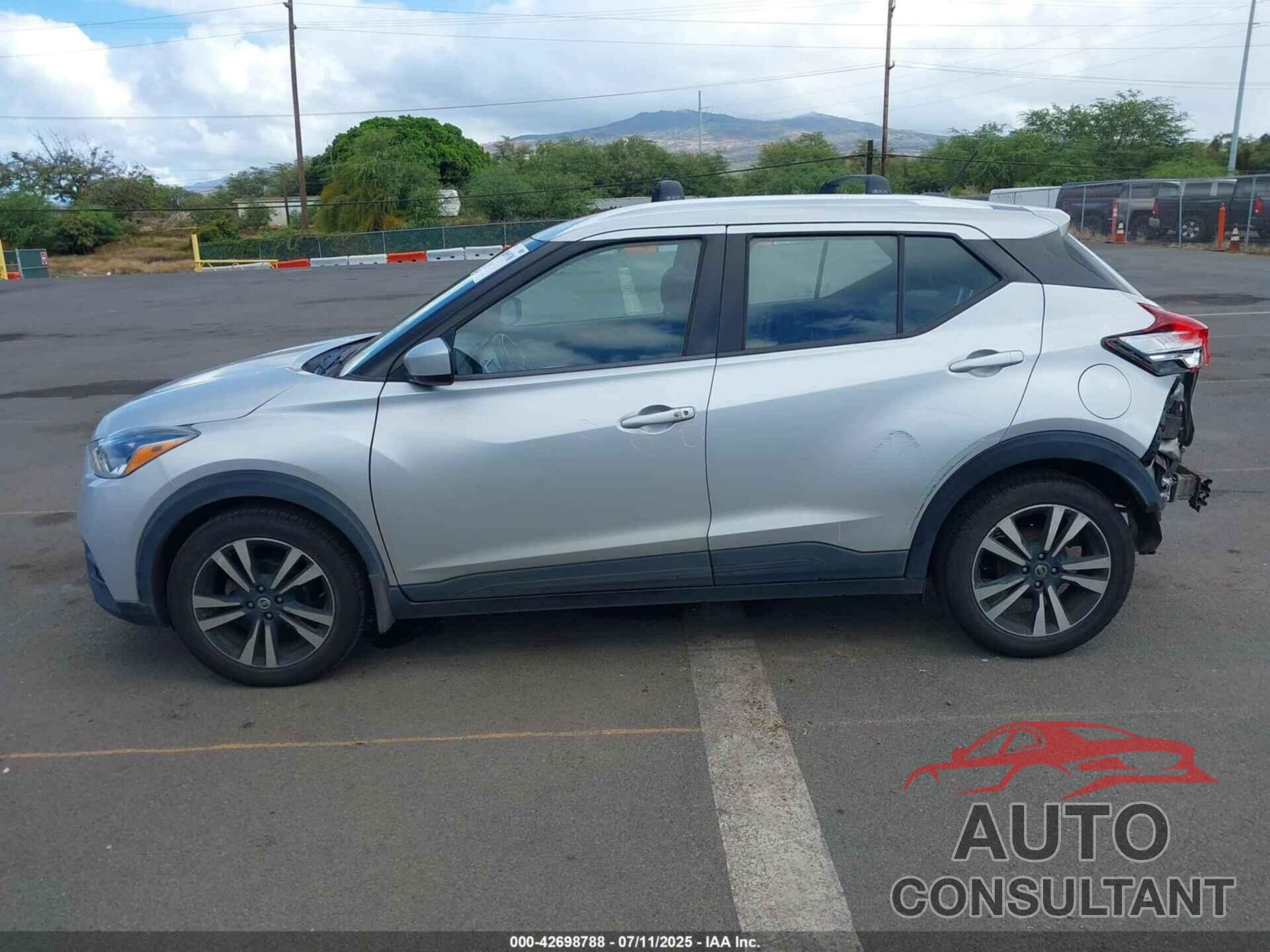 NISSAN KICKS 2019 - 3N1CP5CU0KL557441