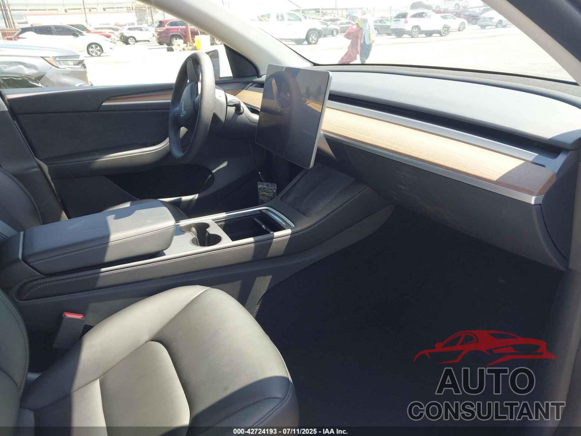 TESLA MODEL Y 2022 - 7SAYGDEE3NF545146