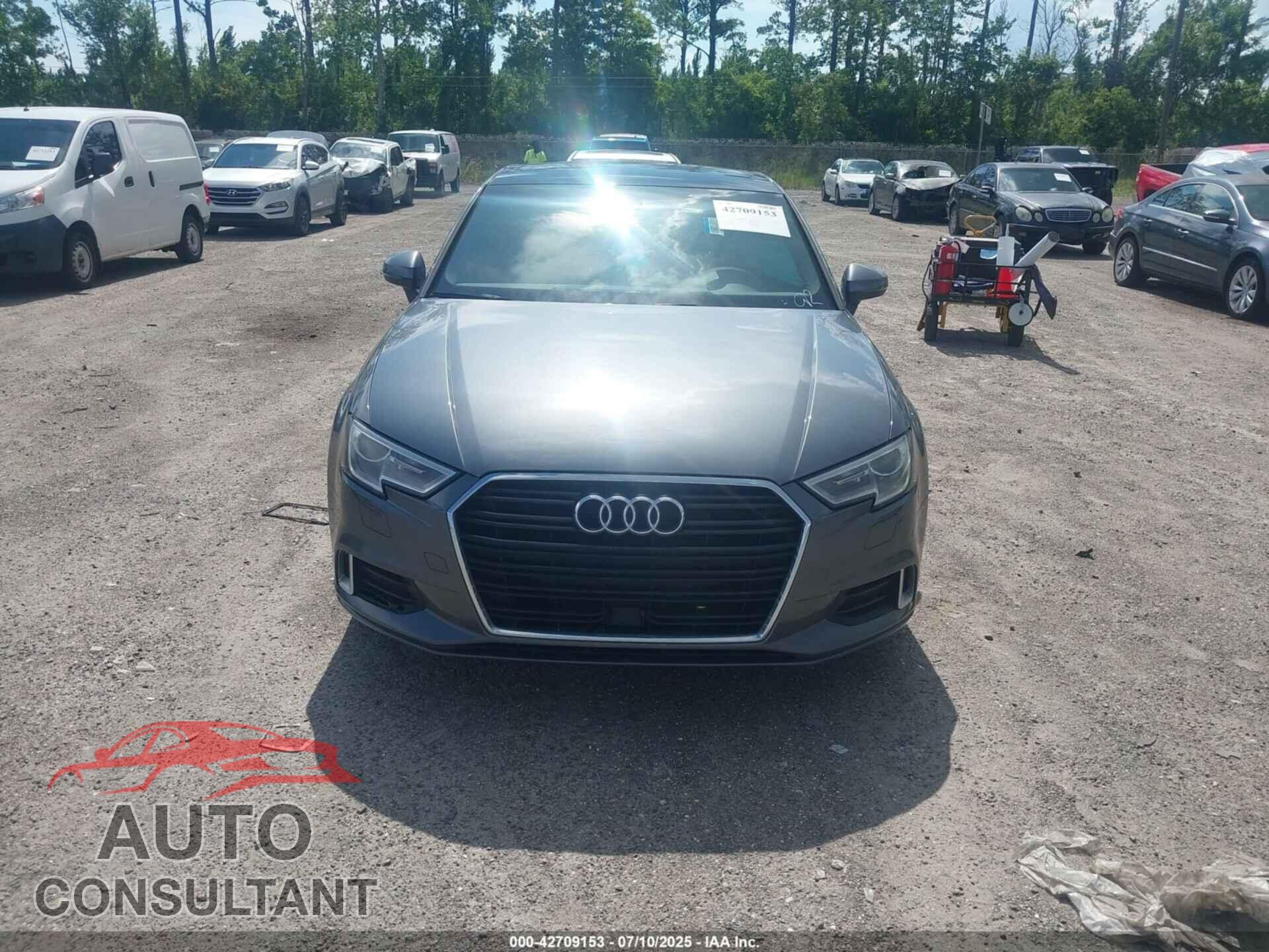 AUDI A3 2017 - WAUAUGFF7H1056291