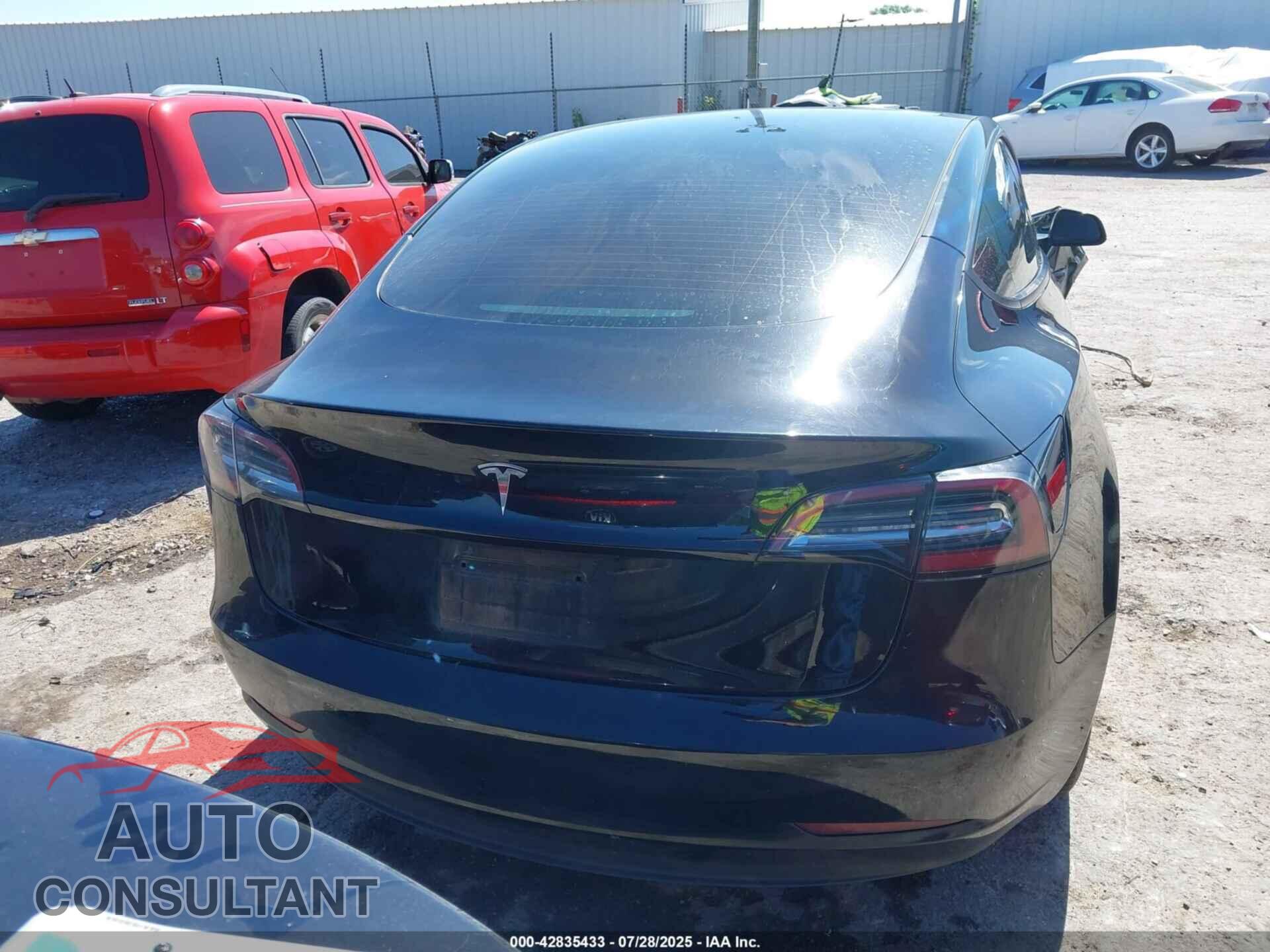 TESLA MODEL 3 2023 - 5YJ3E1EA2PF446782