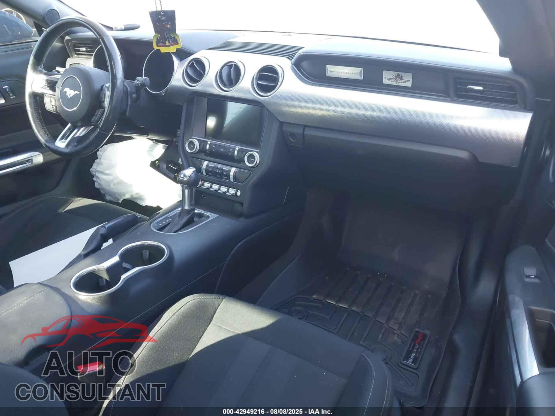 FORD MUSTANG 2018 - 1FA6P8TH2J5185457