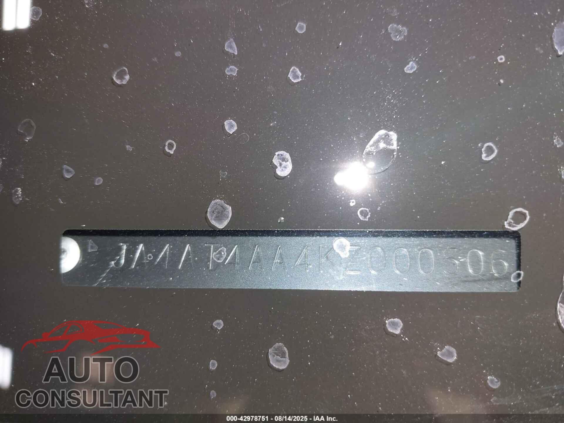 MITSUBISHI ECLIPSE CROSS 2019 - JA4AT4AA4KZ000506