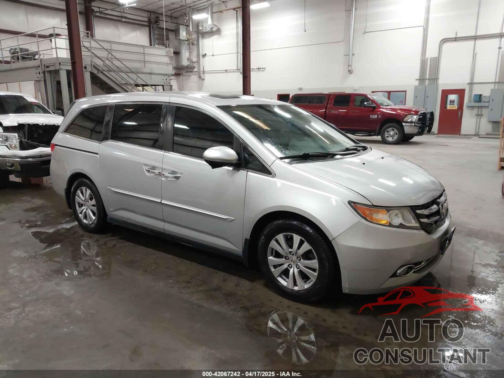 HONDA ODYSSEY 2015 - 5FNRL5H66FB028822