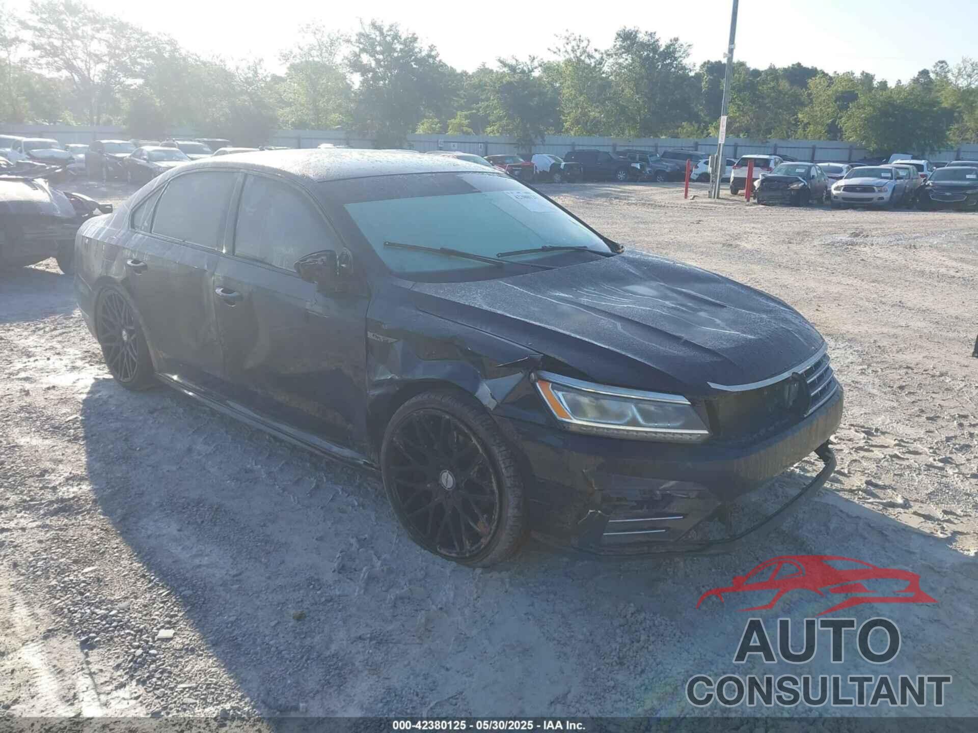 VOLKSWAGEN PASSAT 2018 - 1VWAA7A30JC019938
