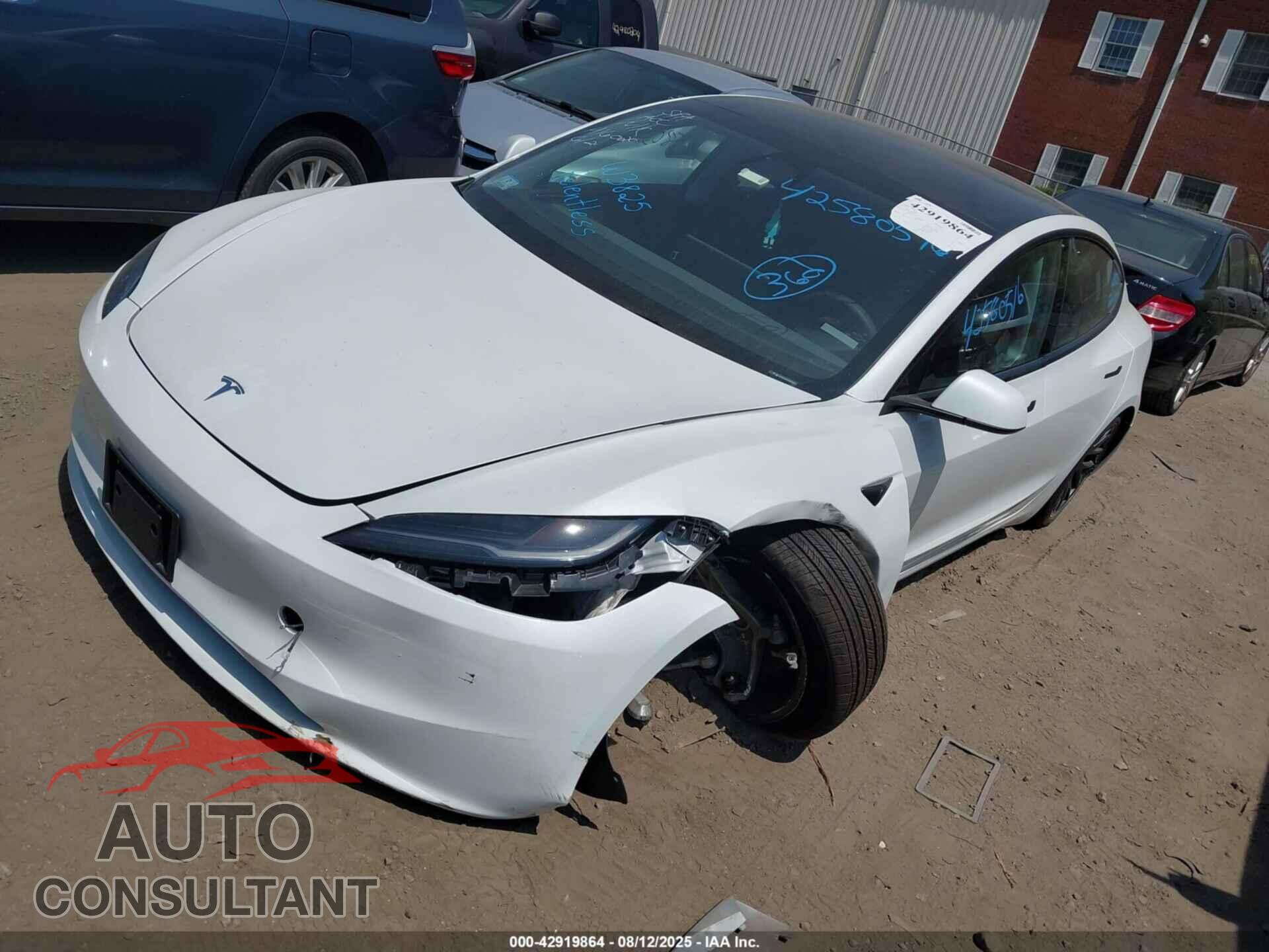 TESLA MODEL 3 2025 - 5YJ3E1EA8SF931825