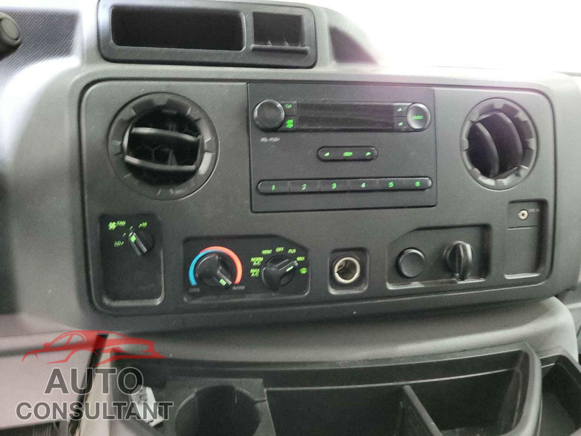 FORD E-350 CUTAWAY 2012 - 1FDSE3FL2CDB30013