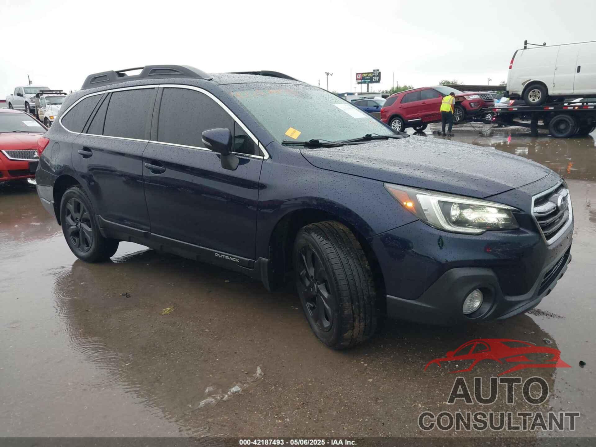 SUBARU OUTBACK 2018 - 4S4BSANC7J3289661