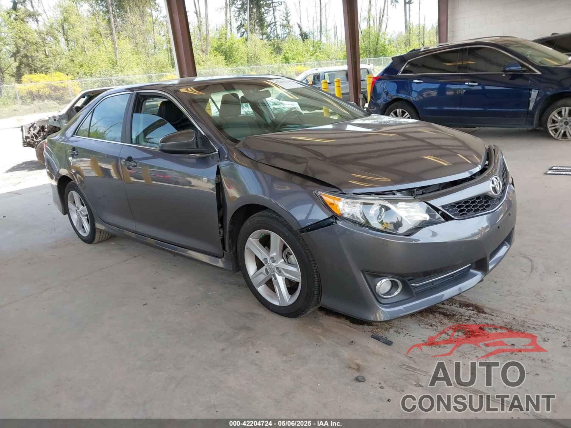TOYOTA CAMRY 2014 - 4T1BF1FK4EU328412