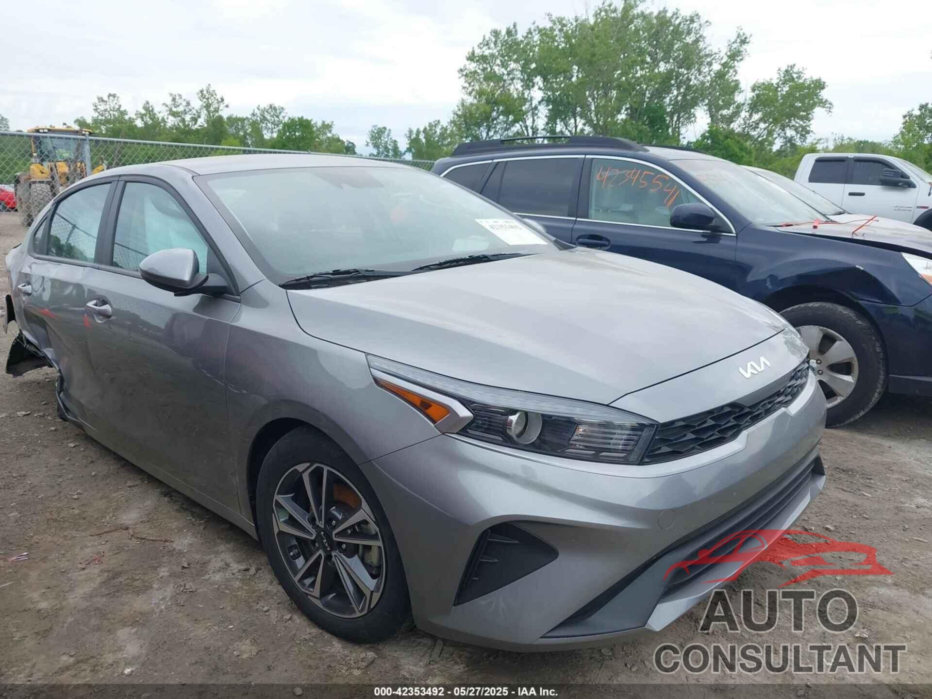 KIA FORTE 2023 - 3KPF24AD0PE675250