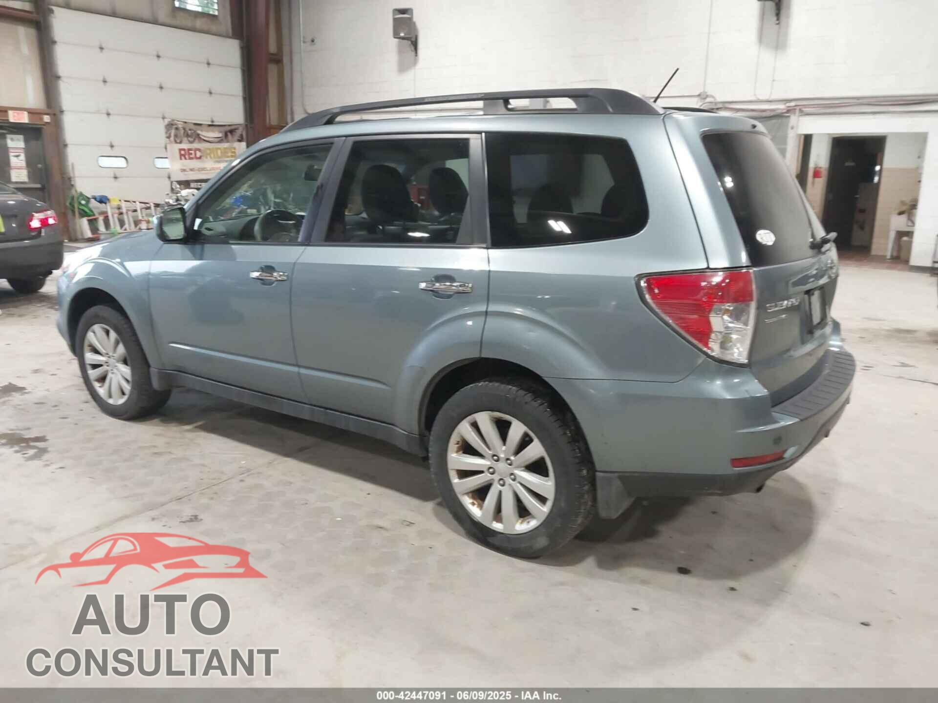 SUBARU FORESTER 2011 - JF2SHAEC2BH759071