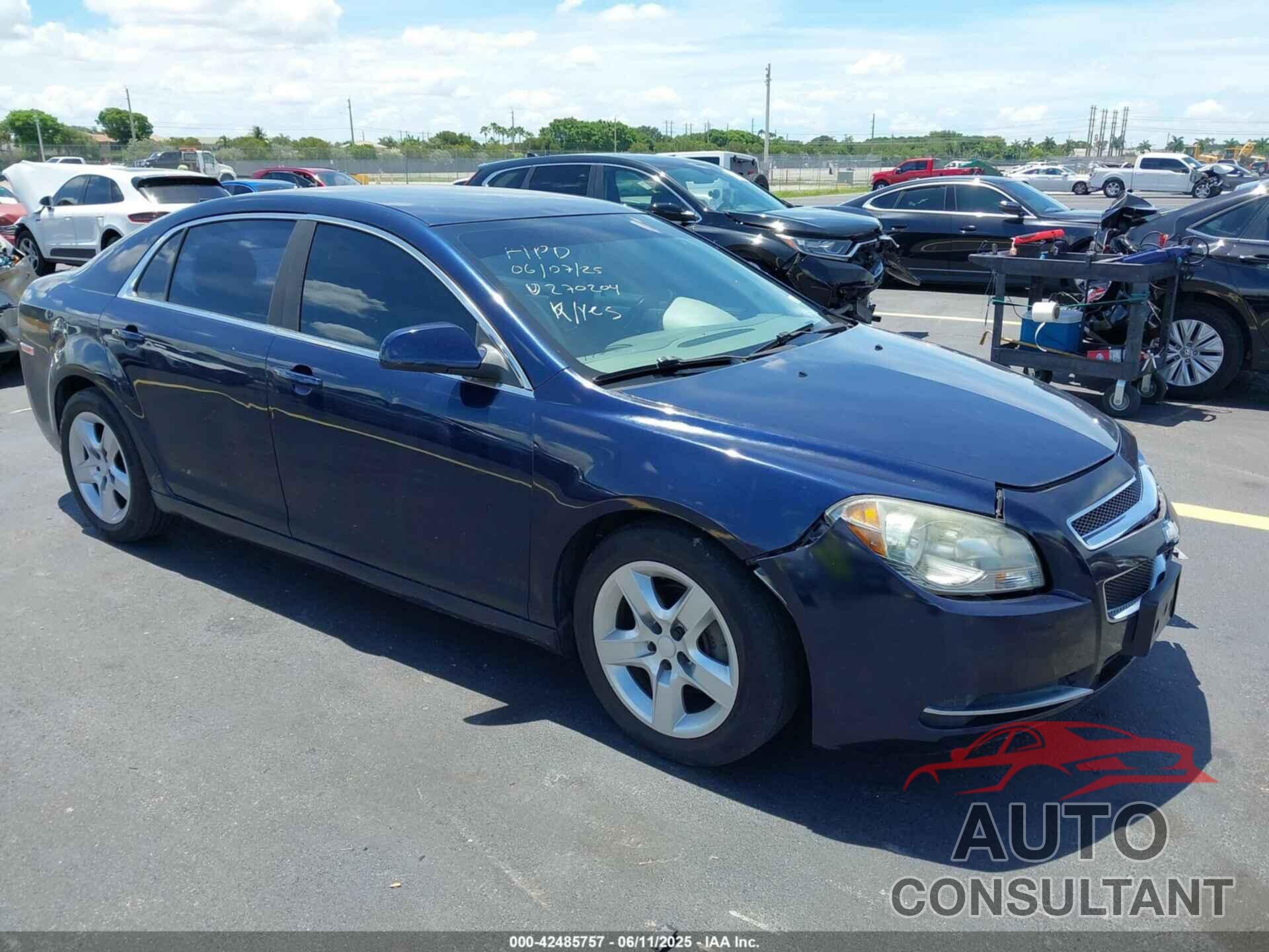 CHEVROLET MALIBU 2011 - 1G1ZB5E13BF270204