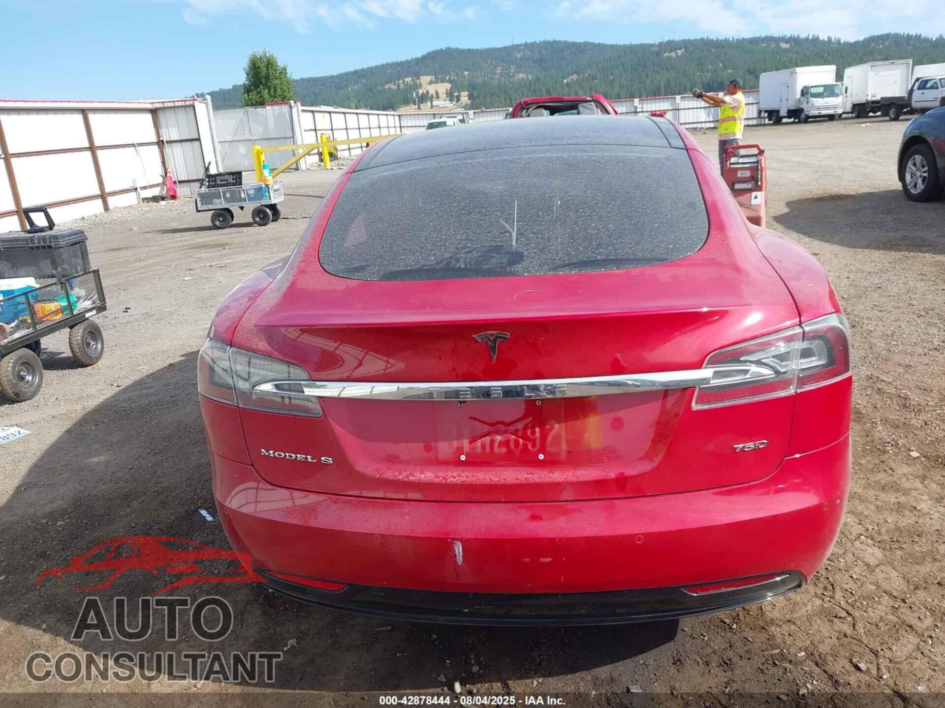 TESLA MODEL S 2017 - 5YJSA1E21HF214868