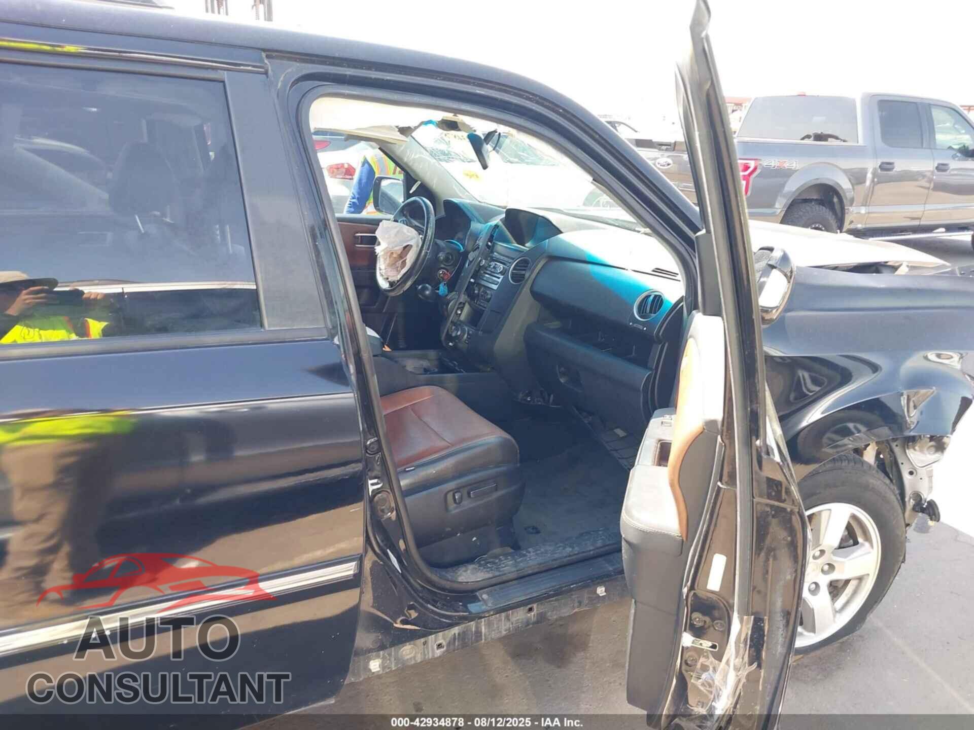 HONDA PILOT 2014 - 5FNYF4H90EB013206