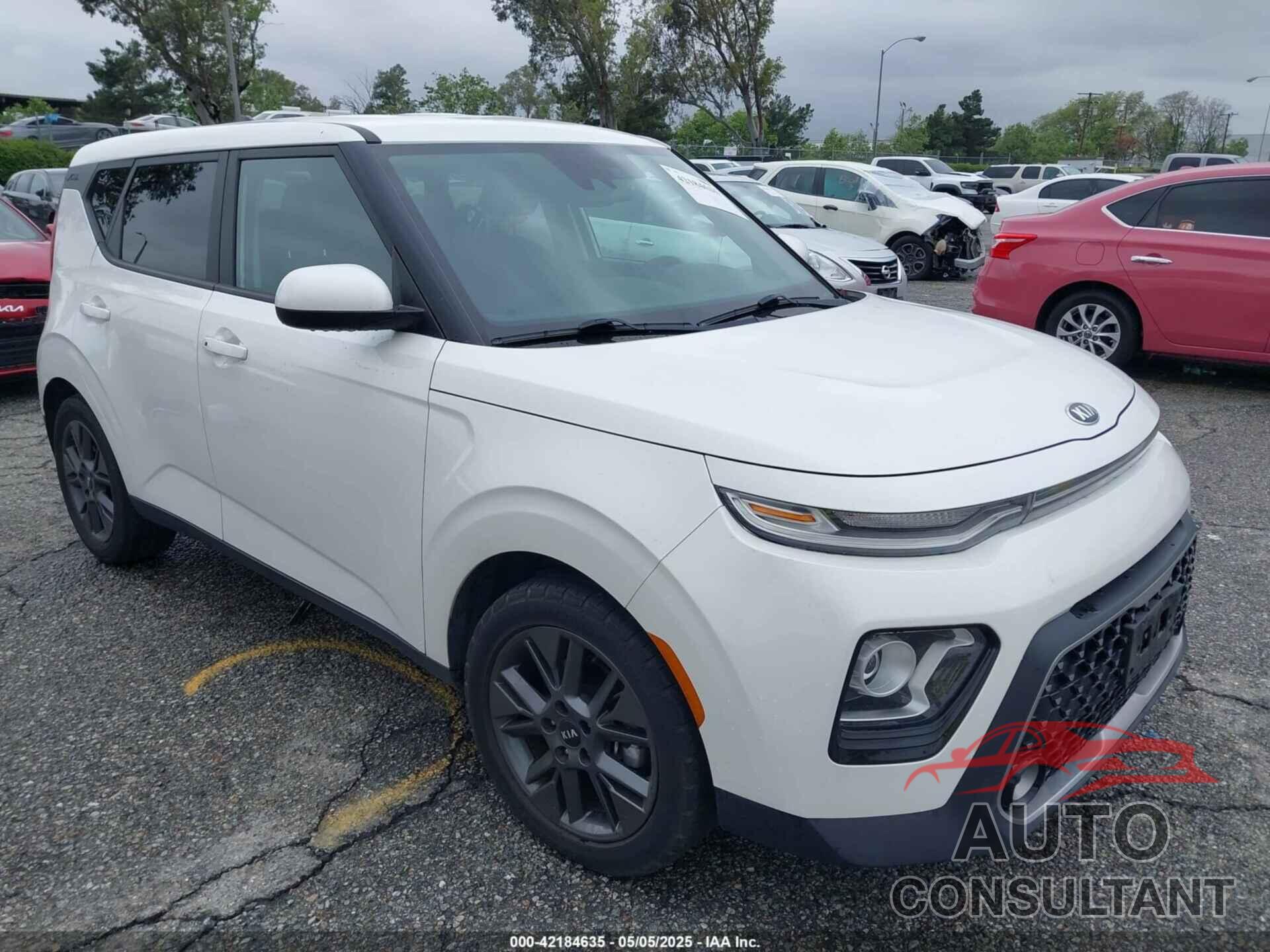 KIA SOUL 2020 - KNDJ33AU2L7723407