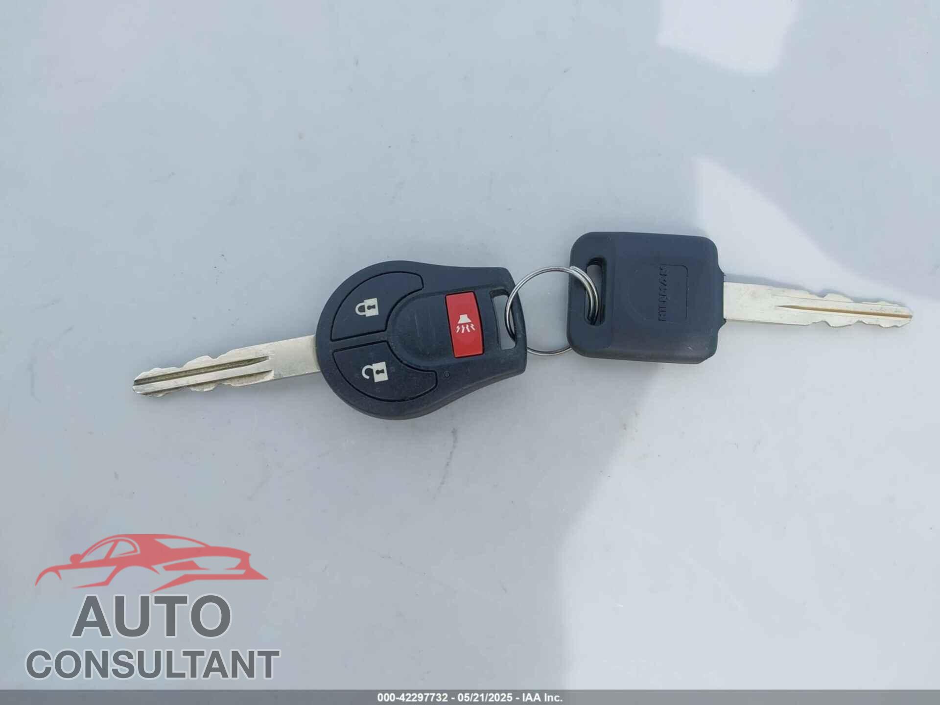 NISSAN VERSA NOTE 2017 - 3N1CE2CP4HL352227