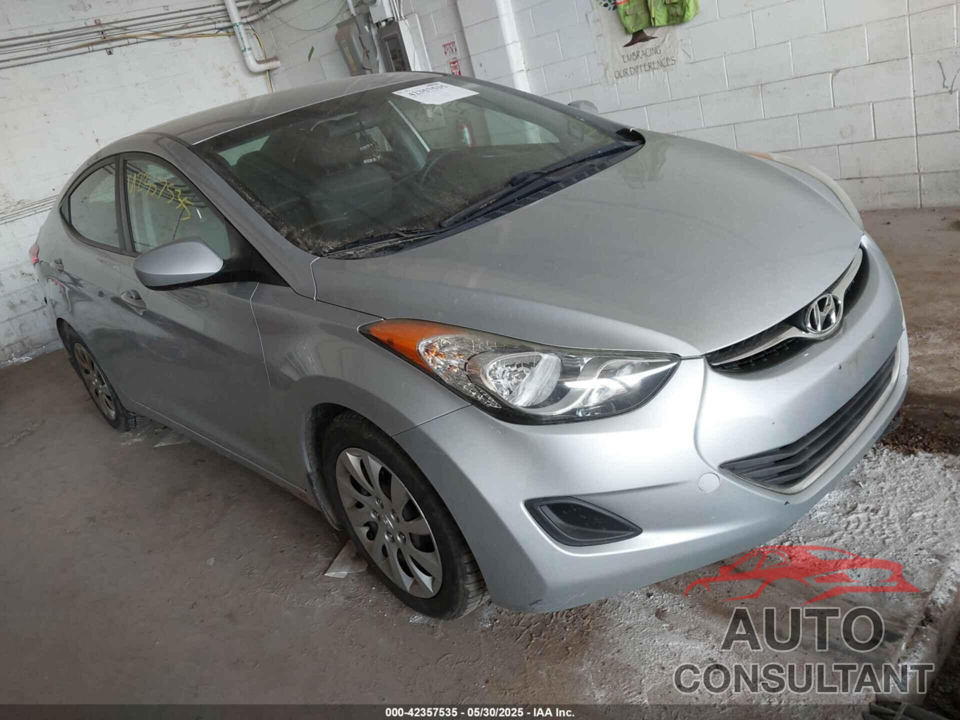 HYUNDAI ELANTRA 2013 - 5NPDH4AE3DH177730