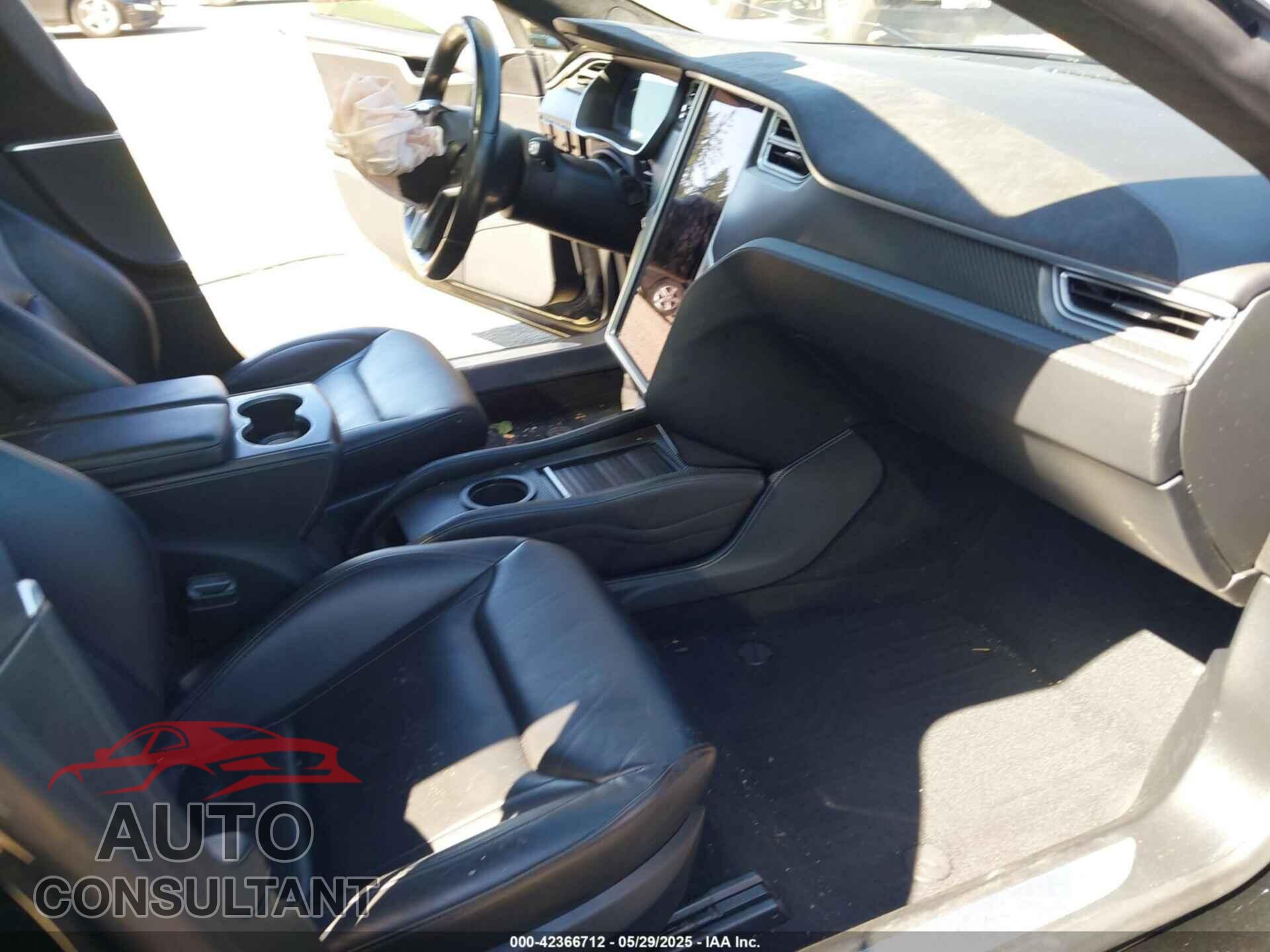 TESLA MODEL S 2015 - 5YJSA4H40FF096551