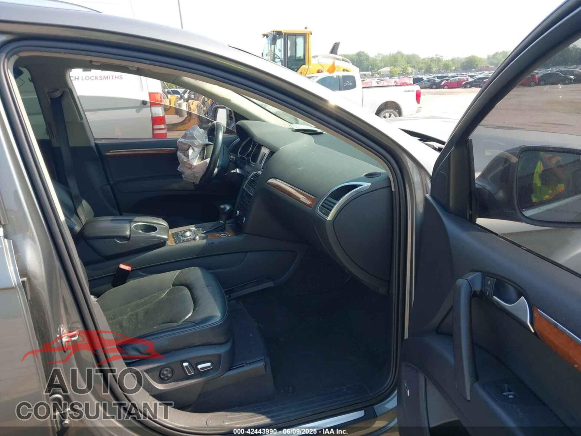 AUDI Q7 2014 - WA1DGAFE2ED015034