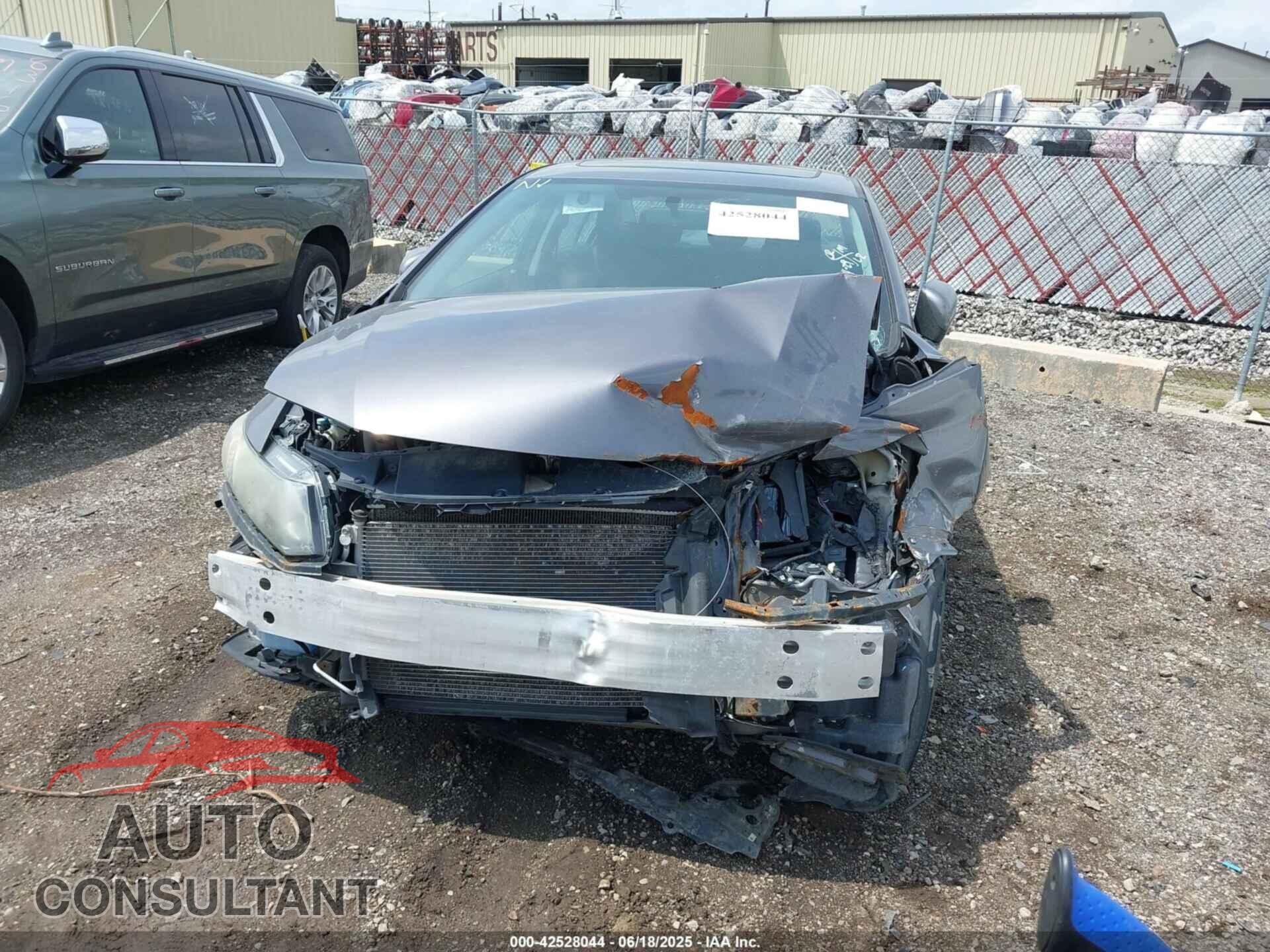 HONDA CIVIC 2014 - 2HGFB2F85EH541255