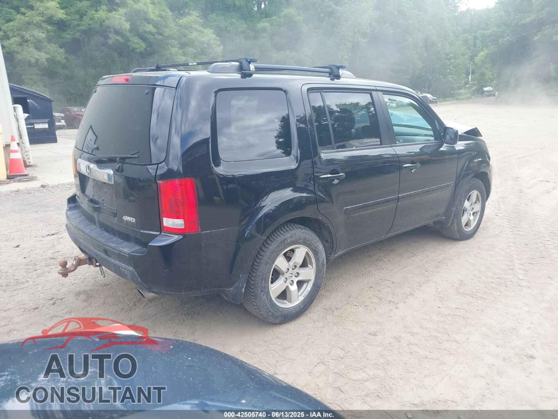 HONDA PILOT 2011 - 5FNYF4H56BB106188
