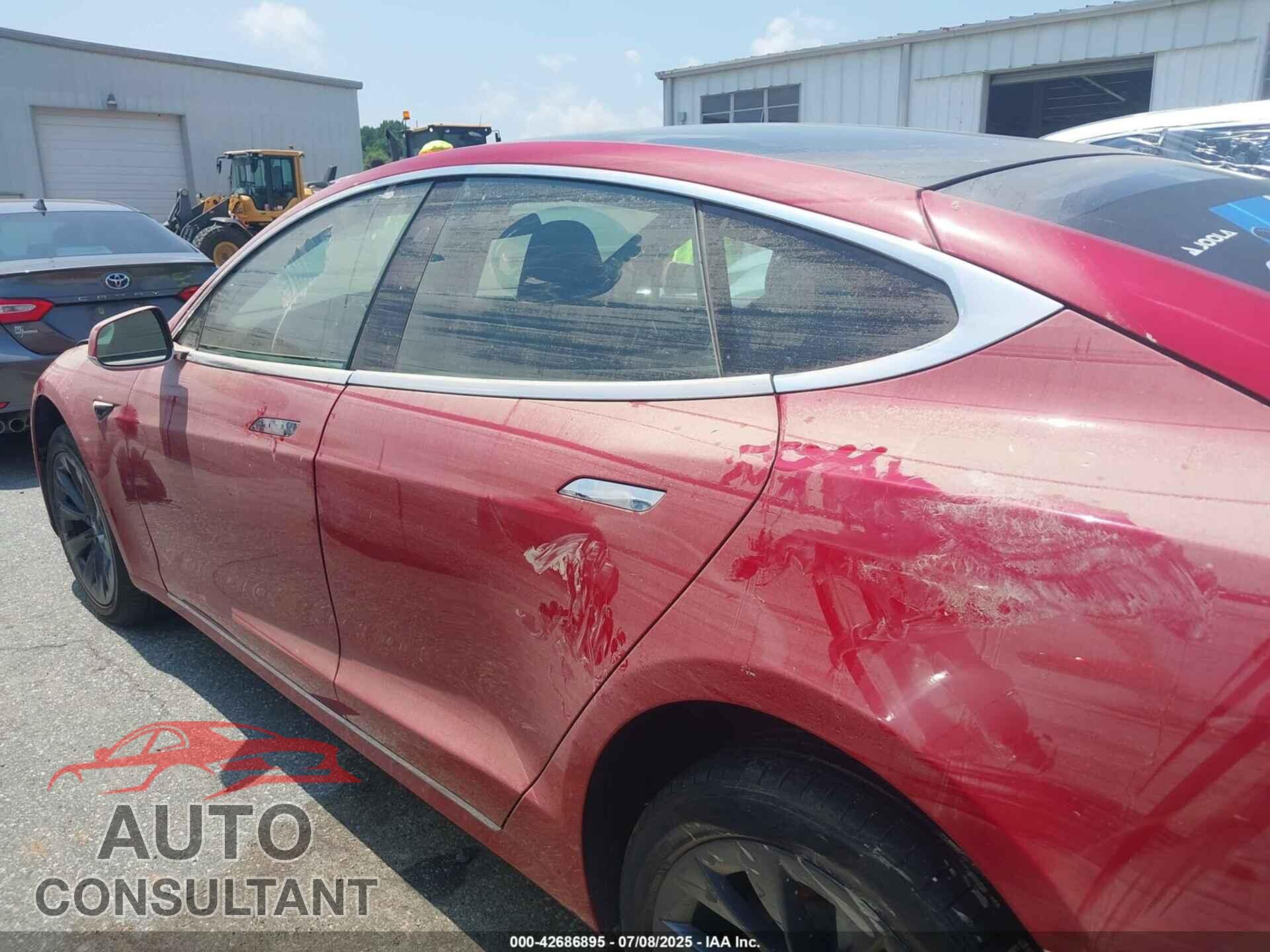 TESLA MODEL S 2018 - 5YJSA1E21JF265597
