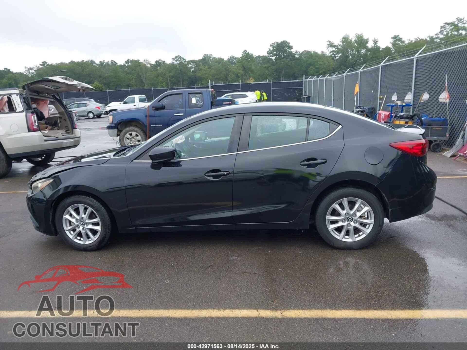 MAZDA MAZDA3 2014 - JM1BM1V76E1114658