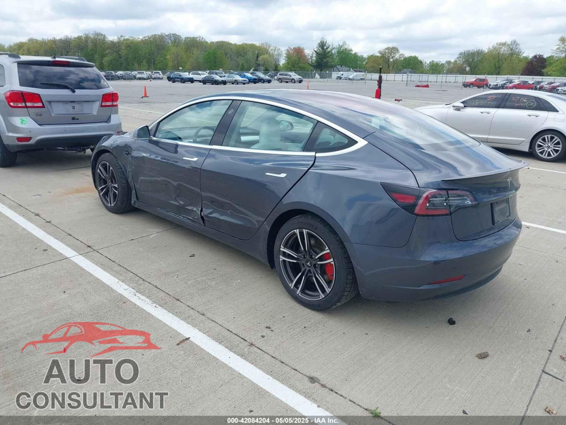 TESLA MODEL 3 2019 - 5YJ3E1EB9KF230493