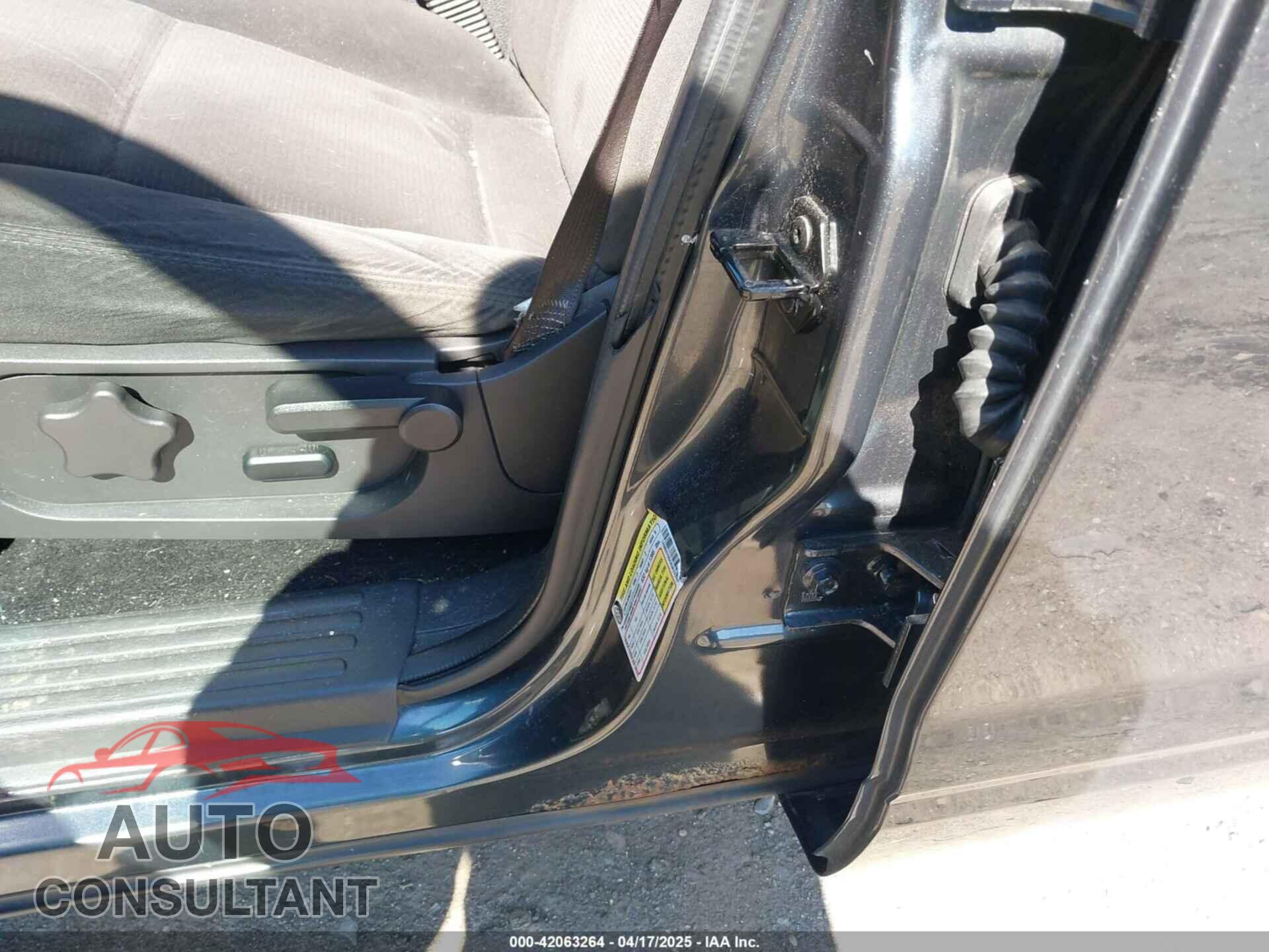 FORD EXPLORER 2010 - 1FMEU7DE4AUA32240