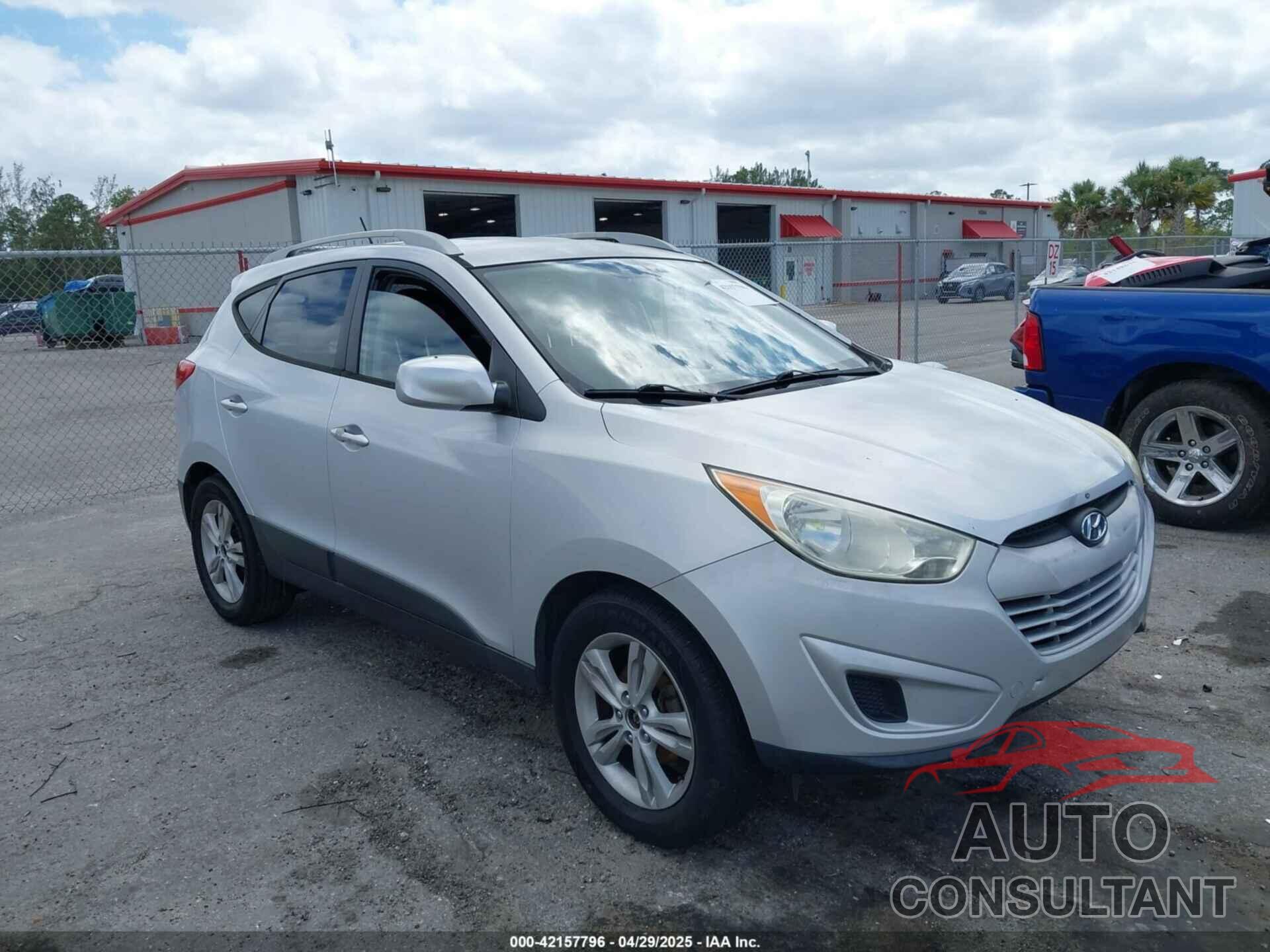 HYUNDAI TUCSON 2010 - KM8JU3AC0AU019205