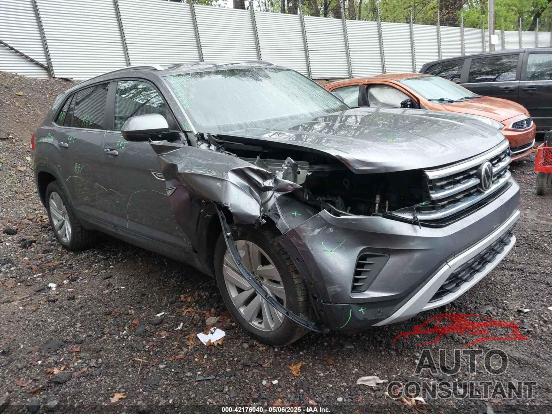 VOLKSWAGEN ATLAS CROSS SPORT 2021 - 1V2HC2CA1MC204500