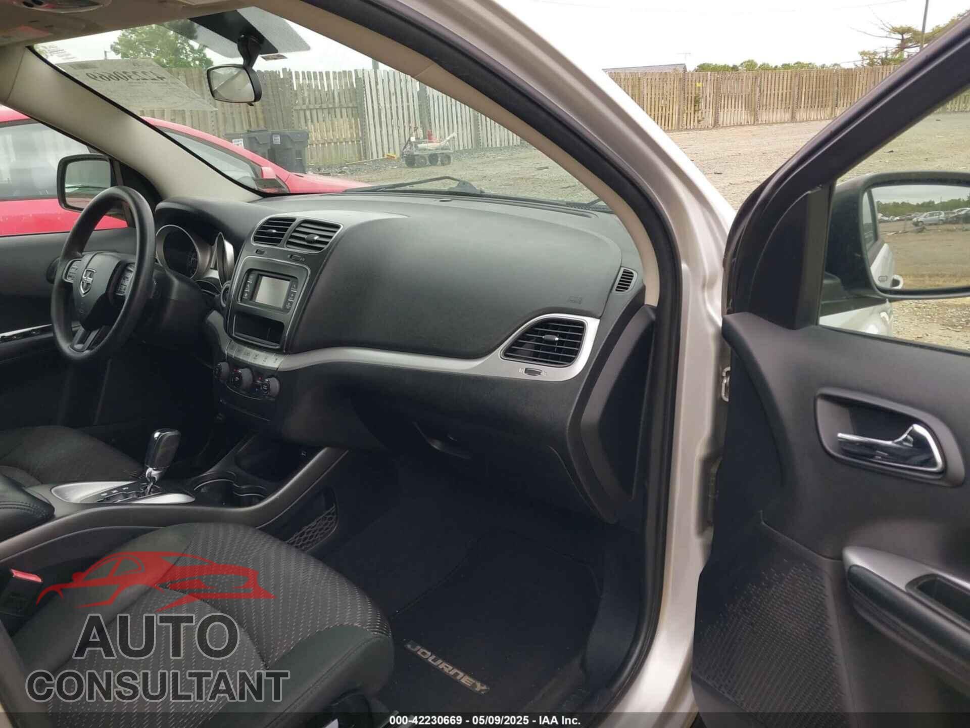 DODGE JOURNEY 2012 - 3C4PDCBG6CT166027